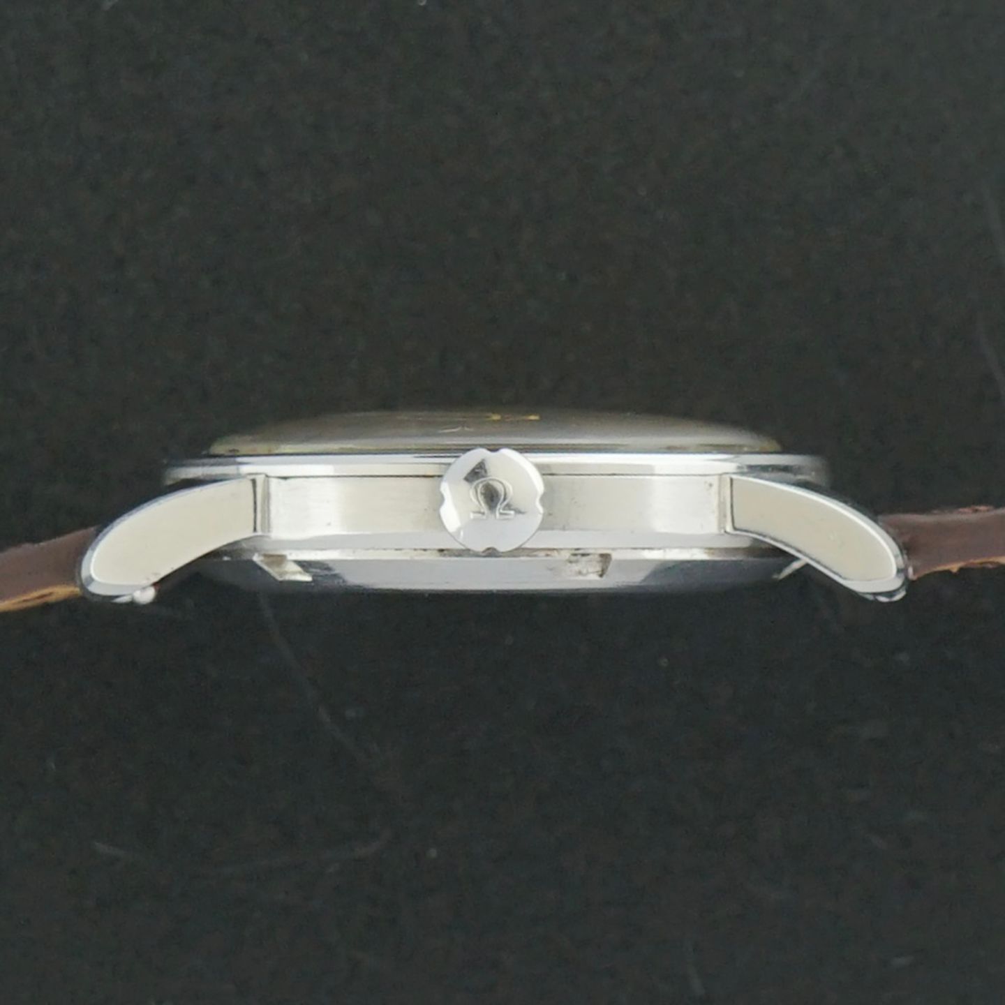 Omega Seamaster 2577 (1952) - Champagne dial 34 mm Steel case (4/8)