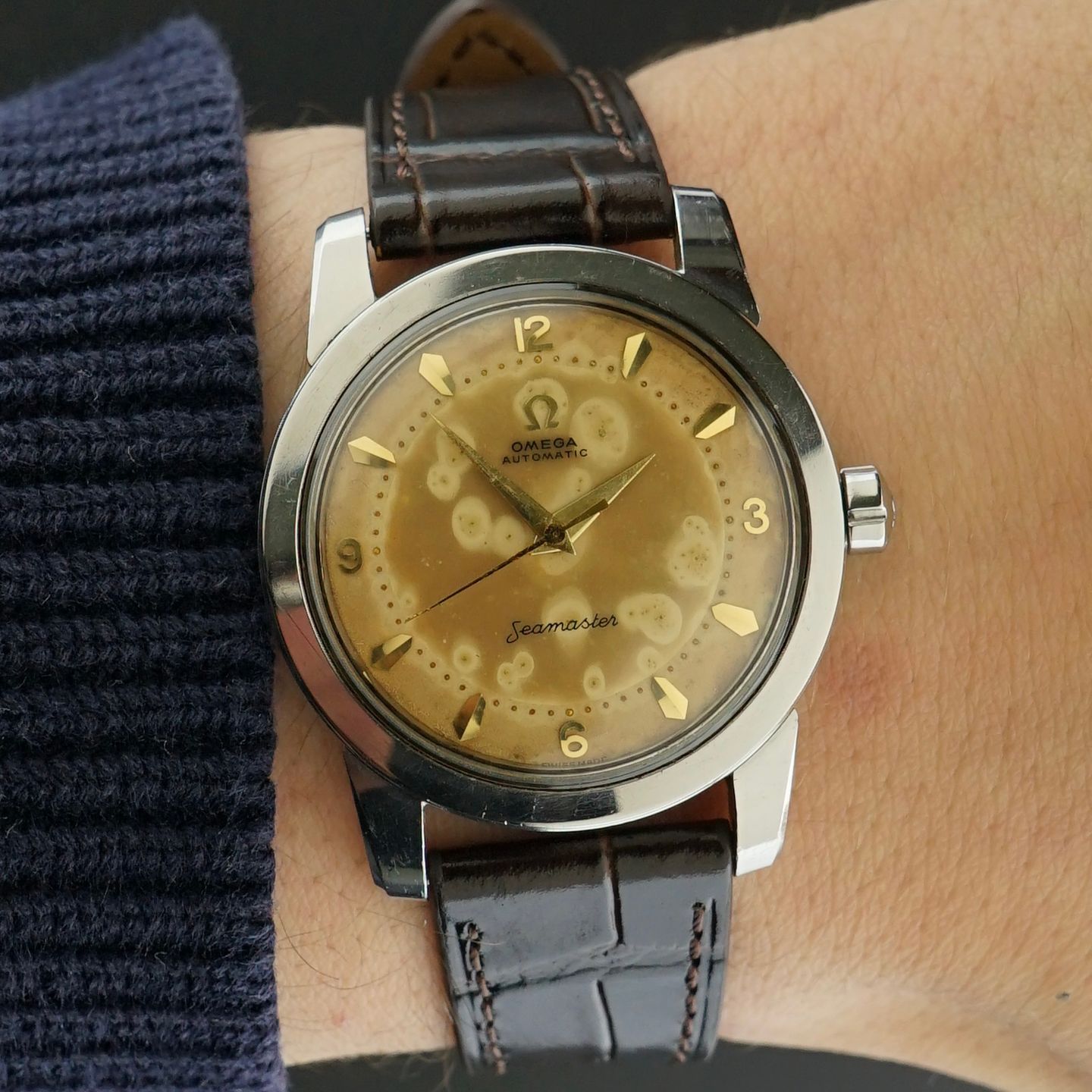 Omega Seamaster 2577 (1952) - Champagne dial 34 mm Steel case (2/8)