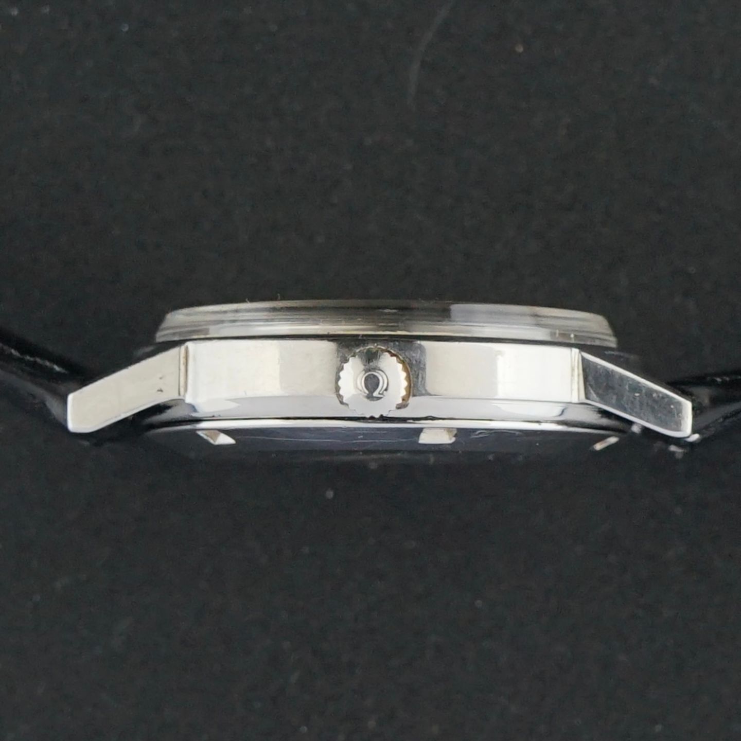 Omega Genève 166.0163 - (4/8)