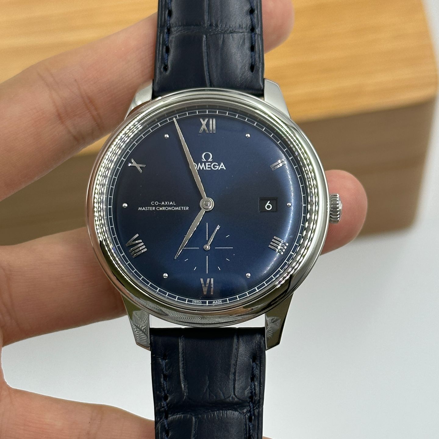 Omega De Ville Prestige 434.13.41.20.03.001 (2024) - Blauw wijzerplaat 41mm Staal (5/8)