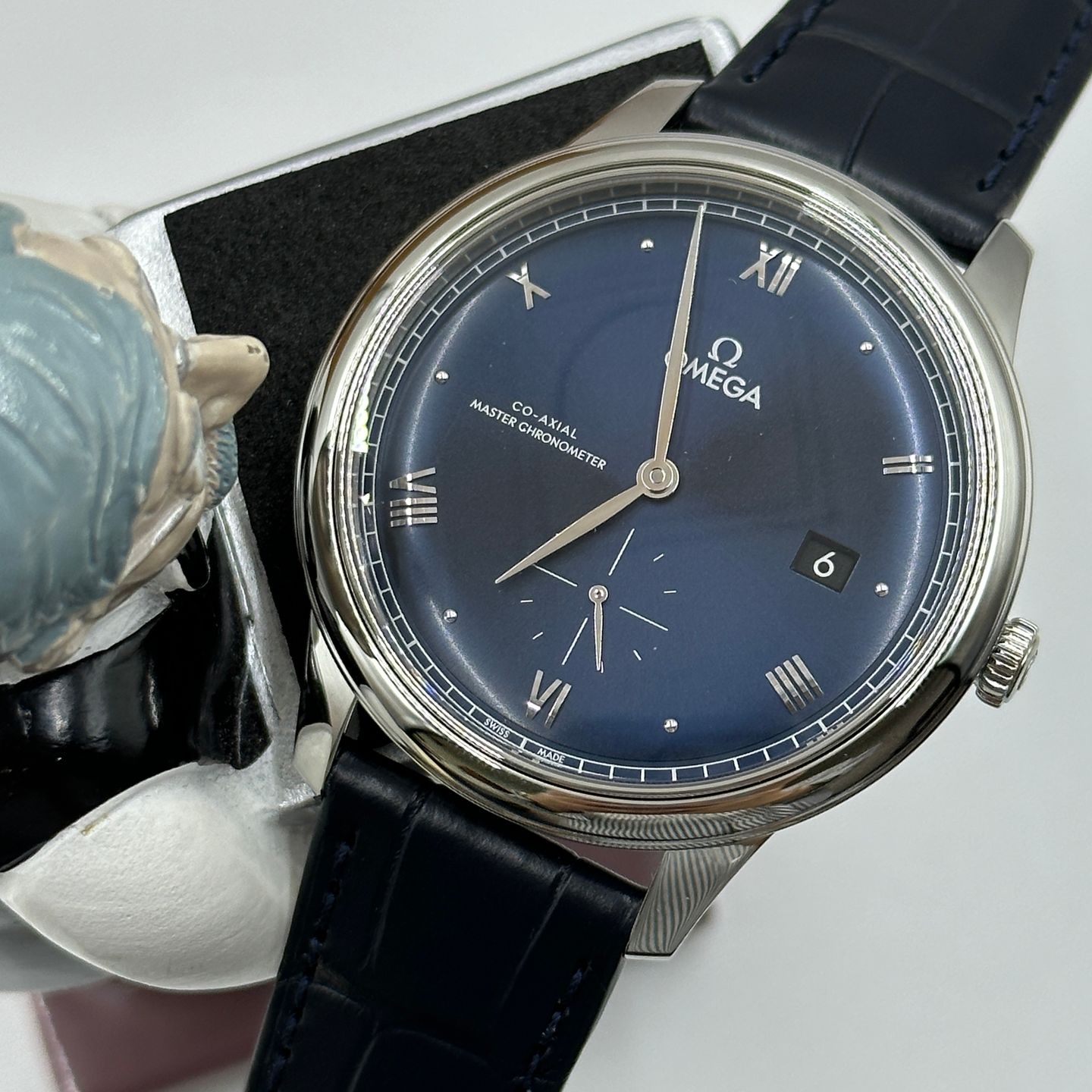 Omega De Ville Prestige 434.13.41.20.03.001 (2024) - Blauw wijzerplaat 41mm Staal (1/8)