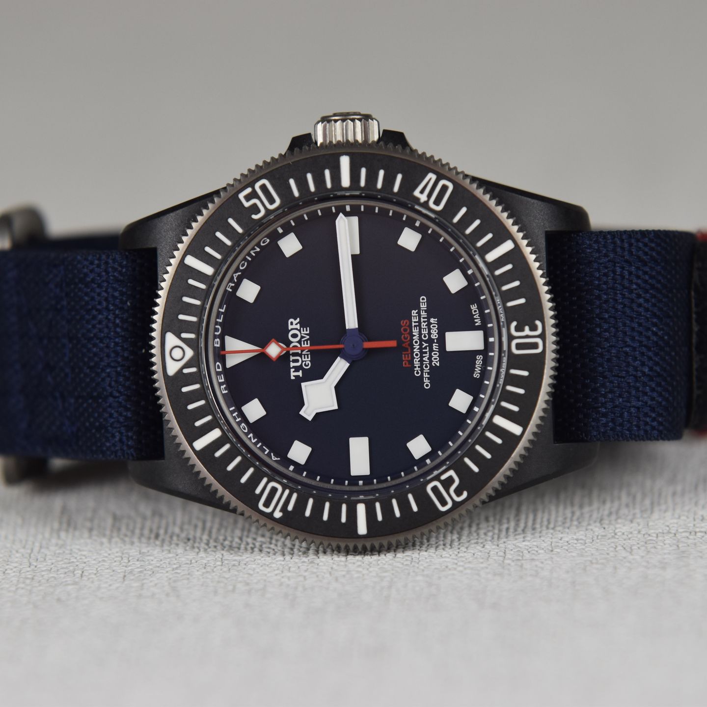 Tudor Pelagos 25707KN (2025) - Blauw wijzerplaat 42mm Carbon (5/6)