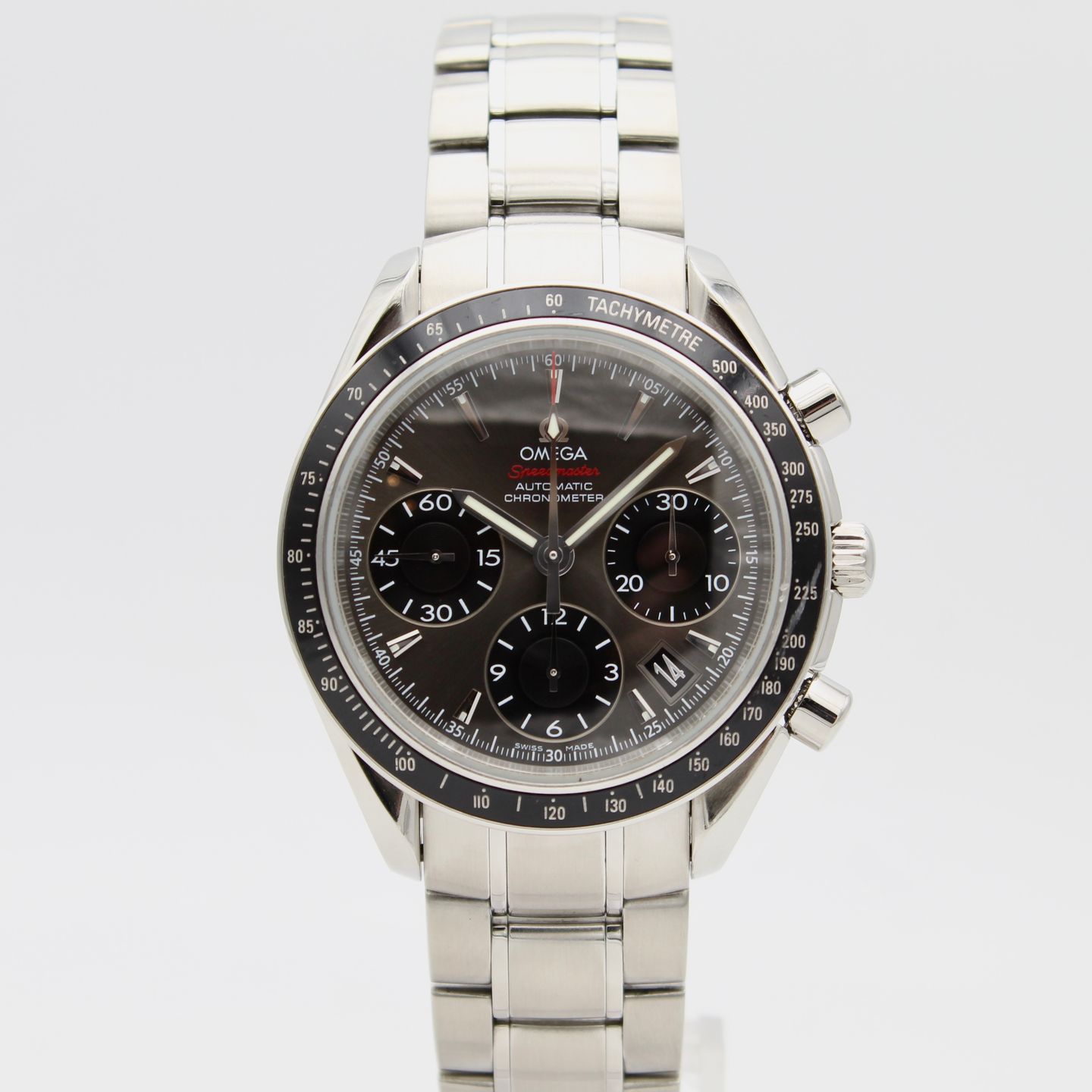 Omega Speedmaster Date 323.30.40.40.06.001 - (1/8)