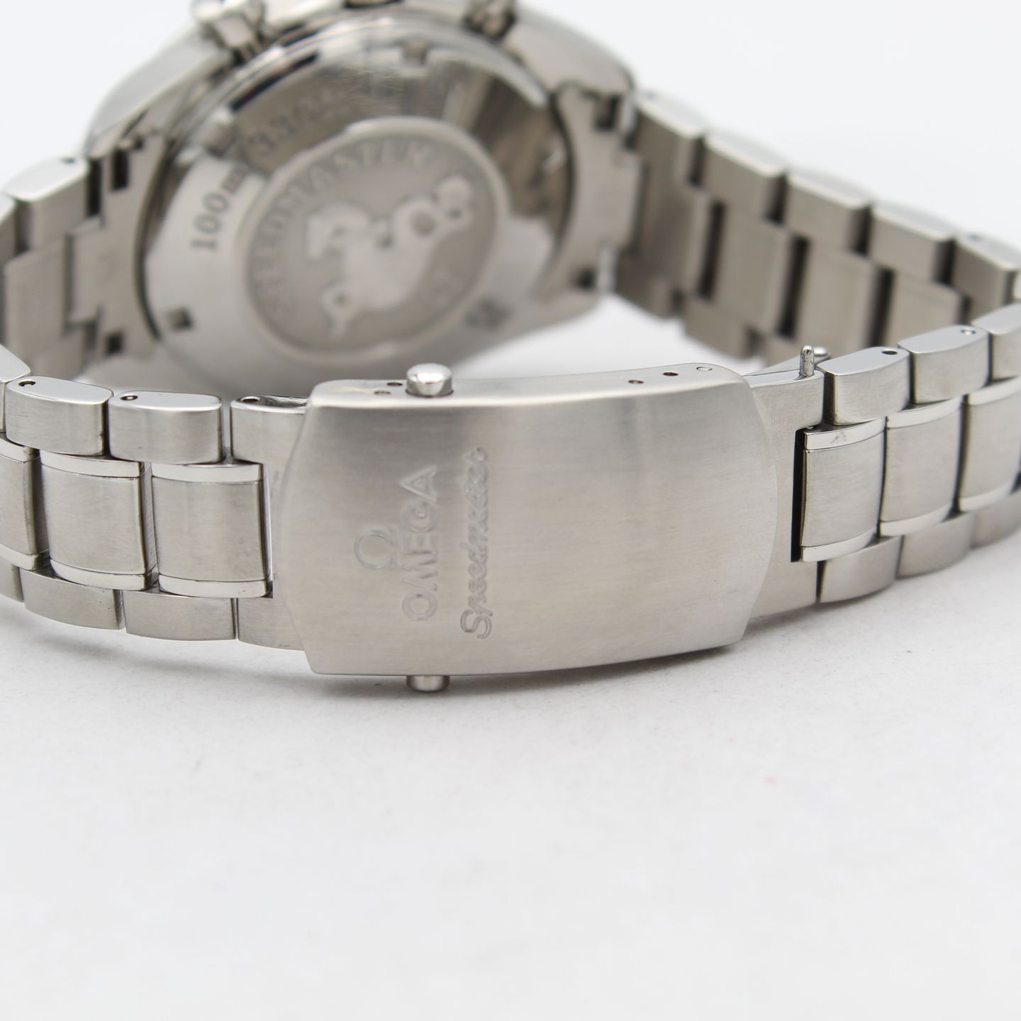 Omega Speedmaster Date 323.30.40.40.06.001 - (5/8)