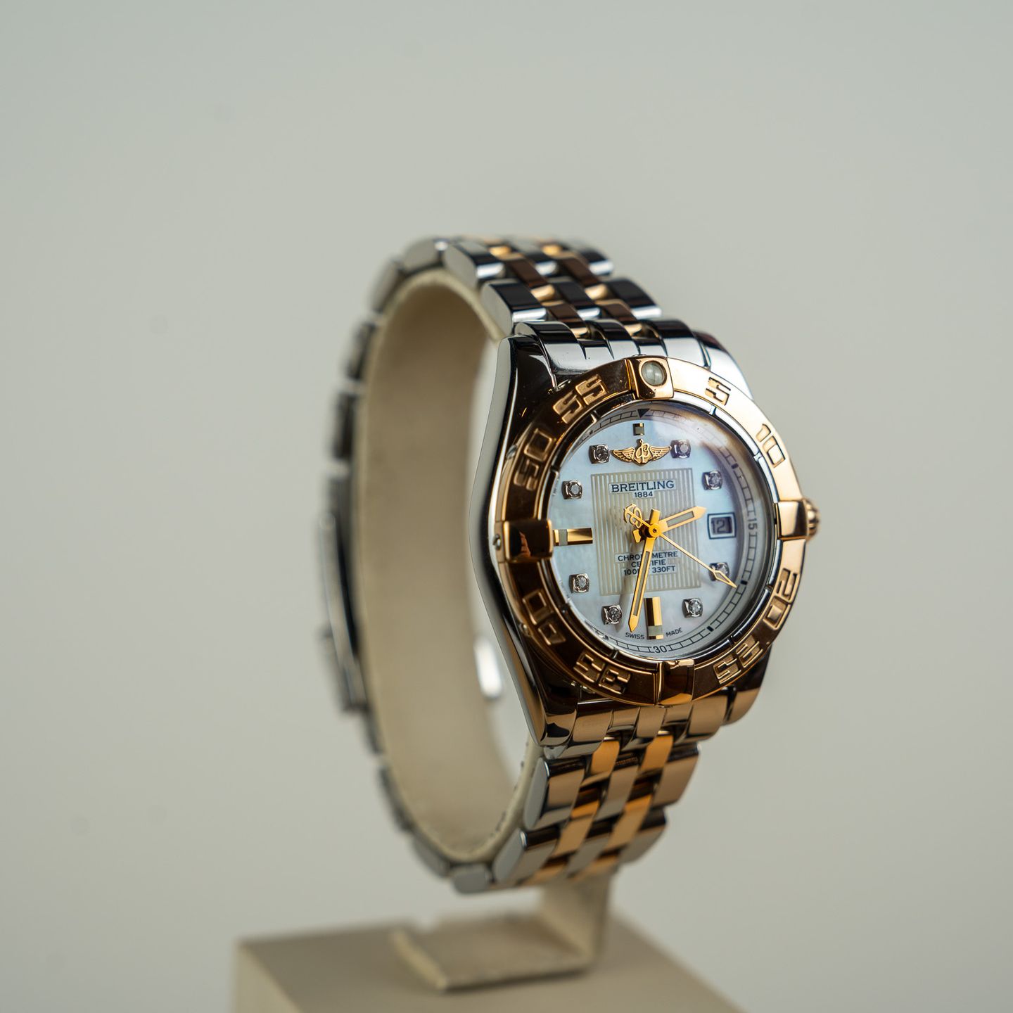 Breitling Galactic 32 C71356L2/A712 (2014) - Parelmoer wijzerplaat 32mm Staal (8/8)