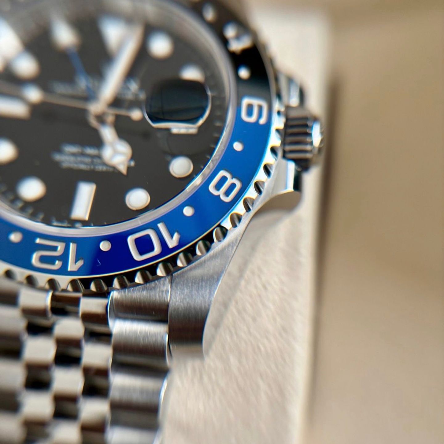 Rolex GMT-Master II 126710BLNR - Batgirl - 2019 - Fullset - (2/8)