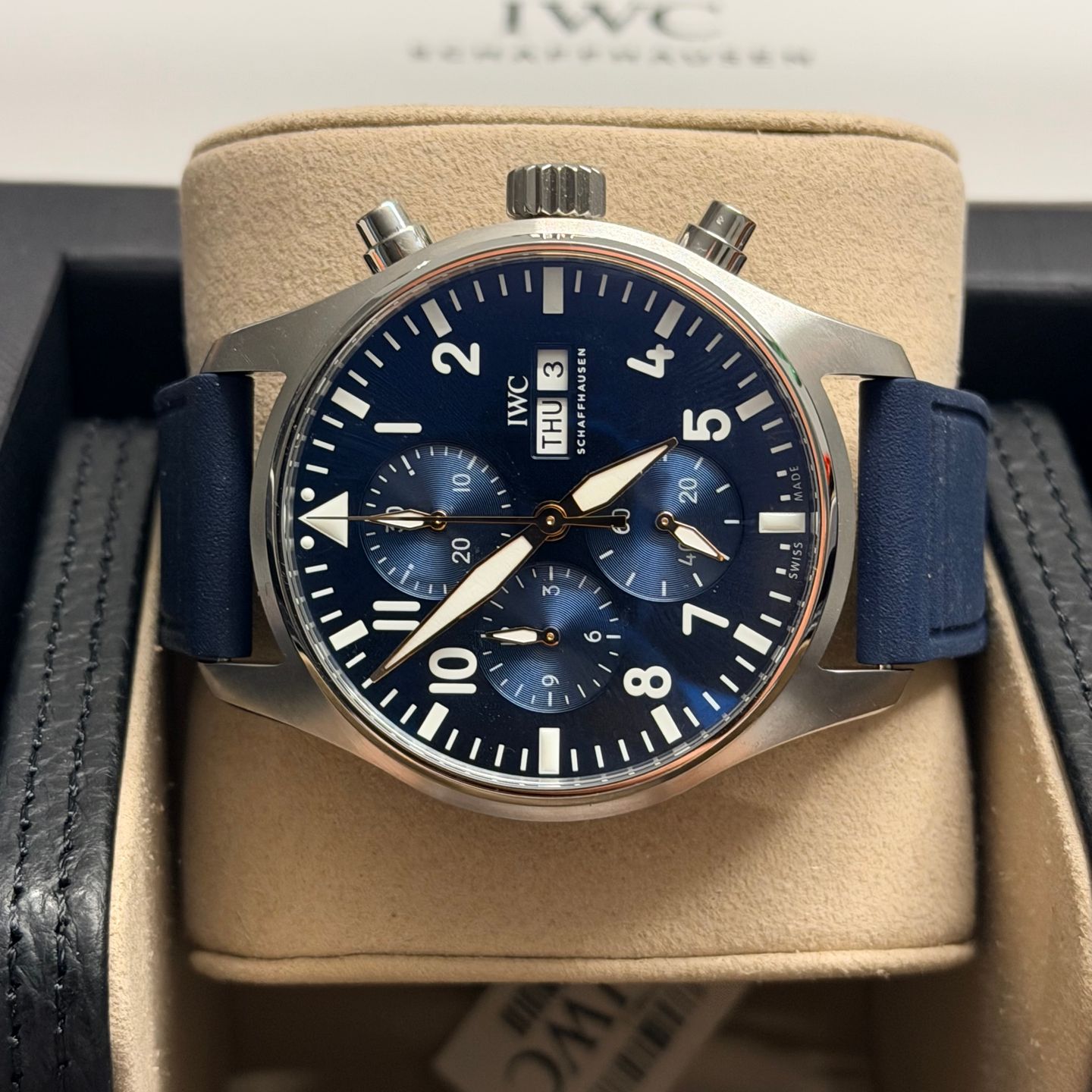 IWC Pilot Chronograph IW378011 (2026) - Blue dial 43 mm Steel case (2/3)