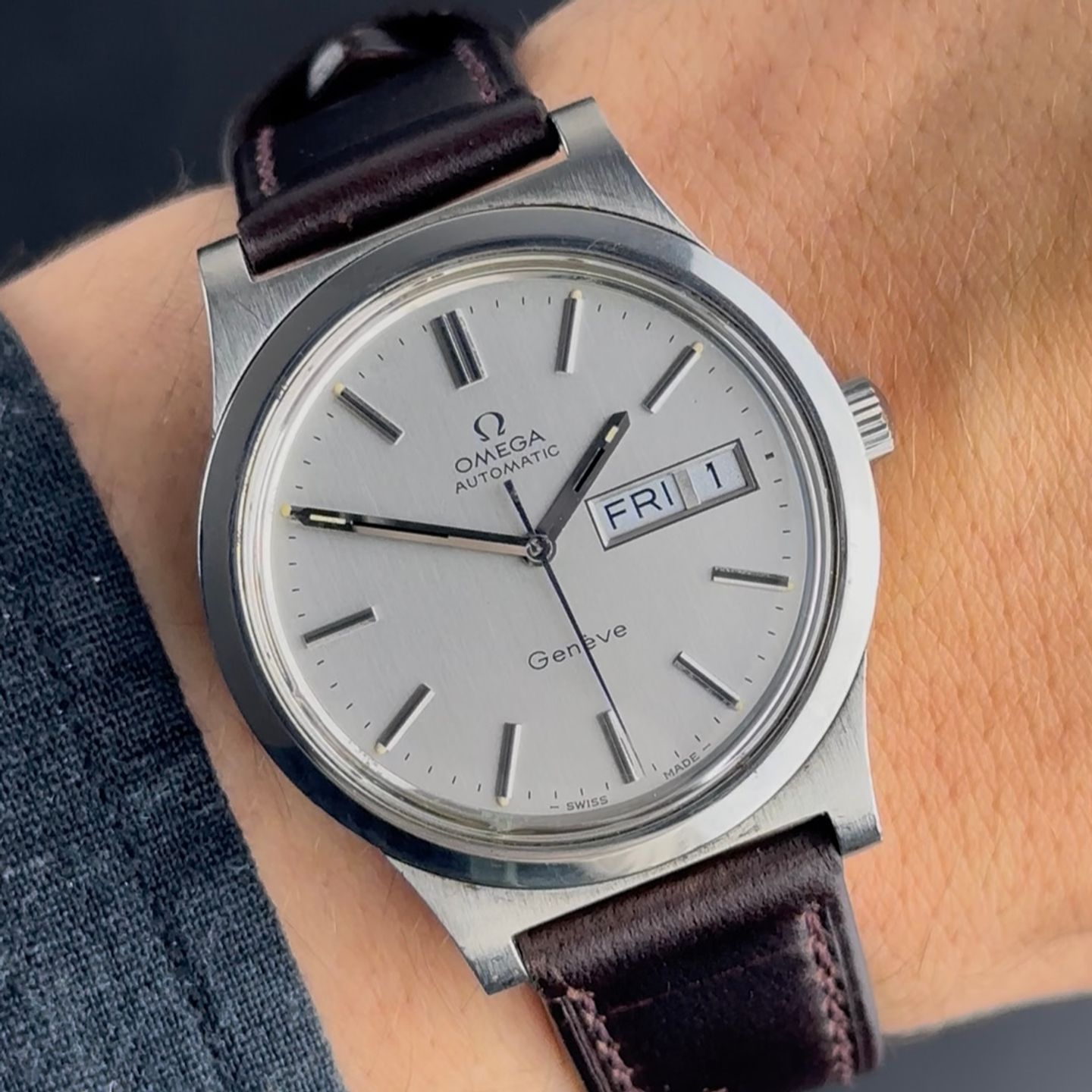 Omega Genève 166.0169 (1973) - Silver dial 36 mm Steel case (2/8)