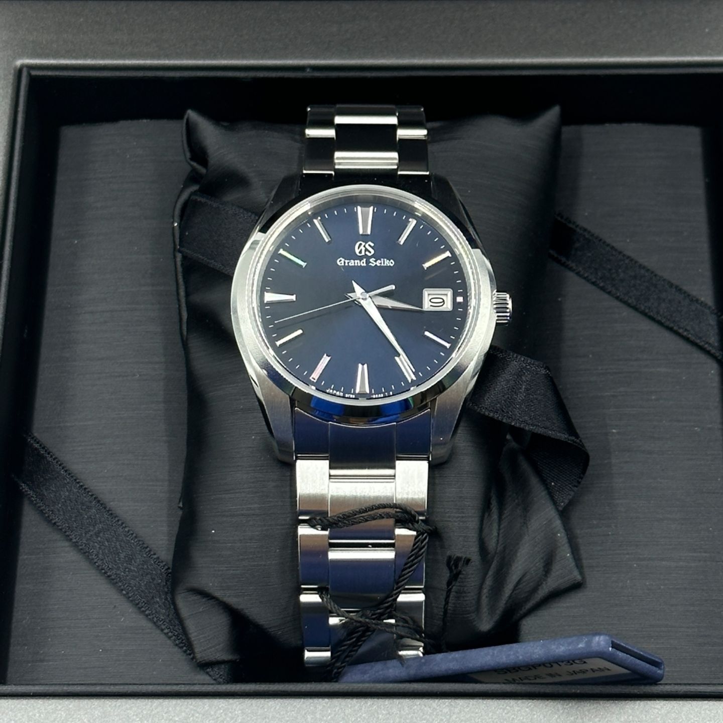 Grand Seiko Heritage Collection SBGP013 (2024) - Blue dial 40 mm Steel case (4/8)