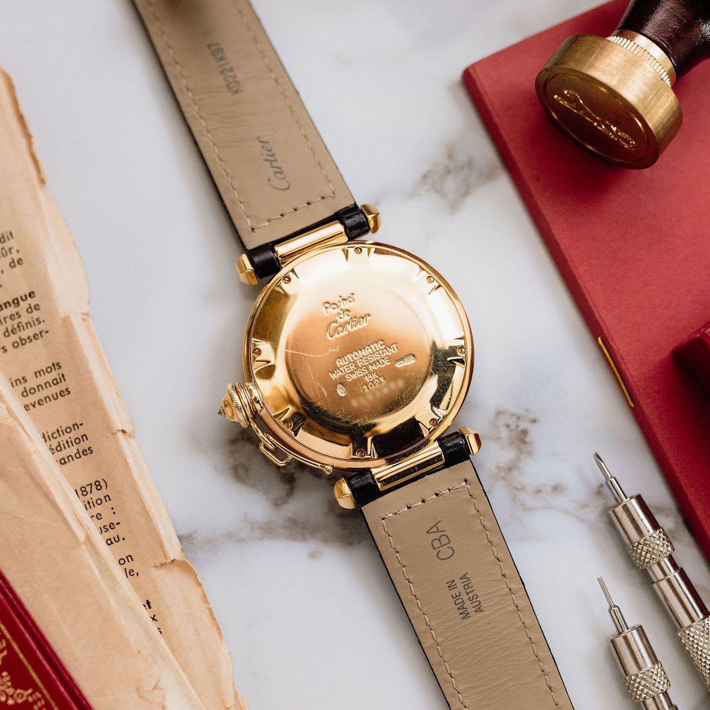 Cartier Pasha 1023 (1990) - Blue dial 38 mm Yellow Gold case (6/6)