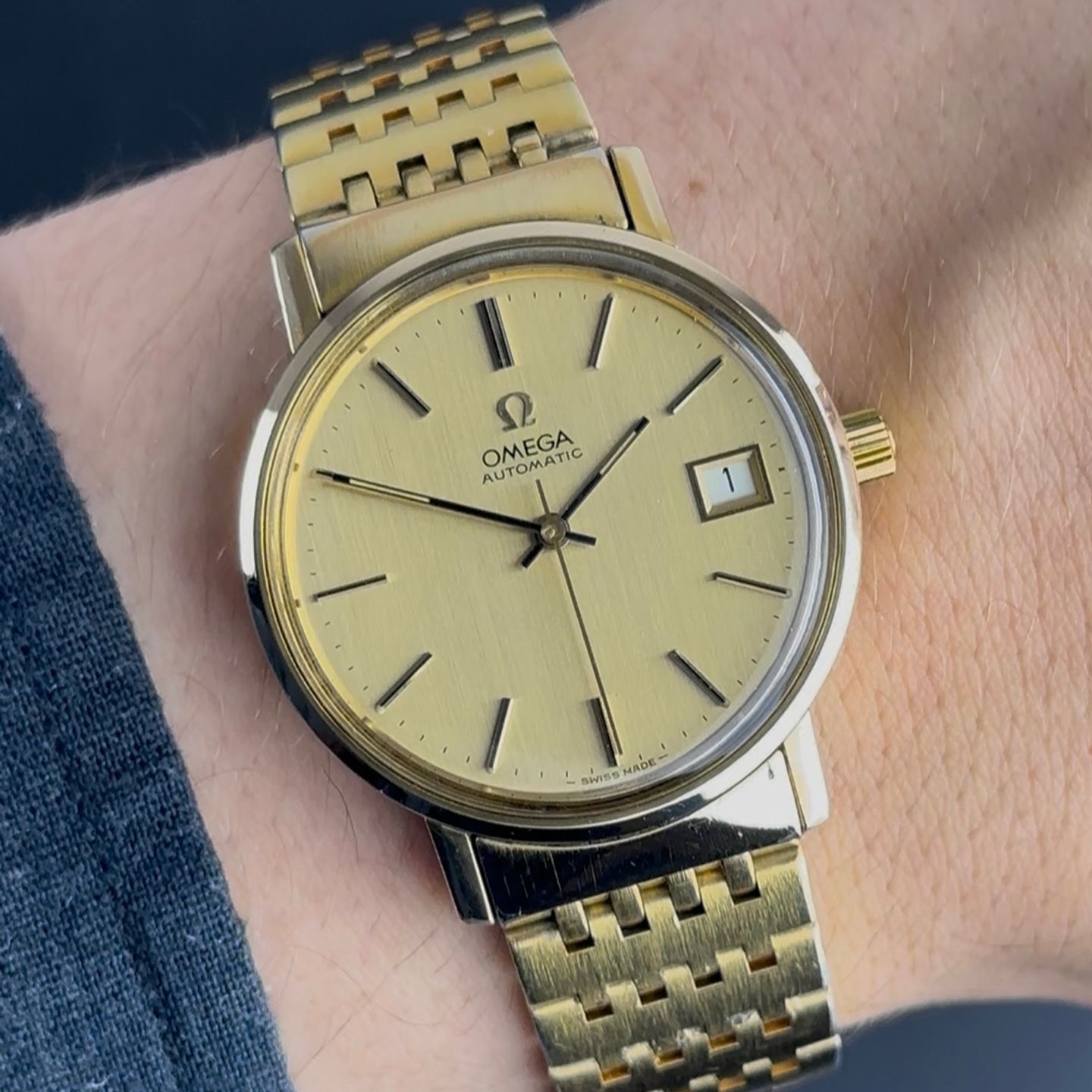 Omega Vintage 166.0202 (2022) - Goud wijzerplaat 34mm Goud/Staal (2/8)