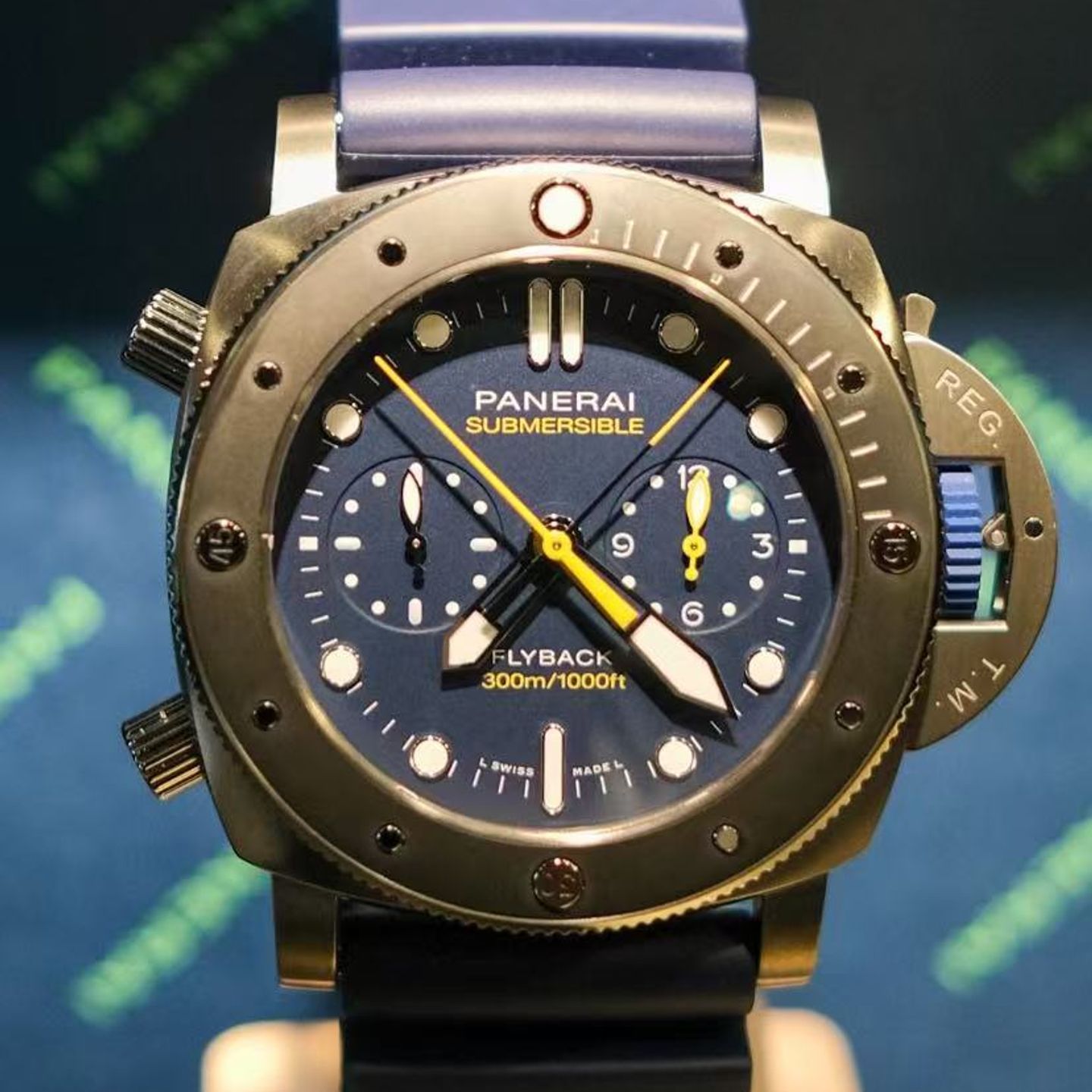 Panerai Luminor Submersible PAM01291 - (2/3)