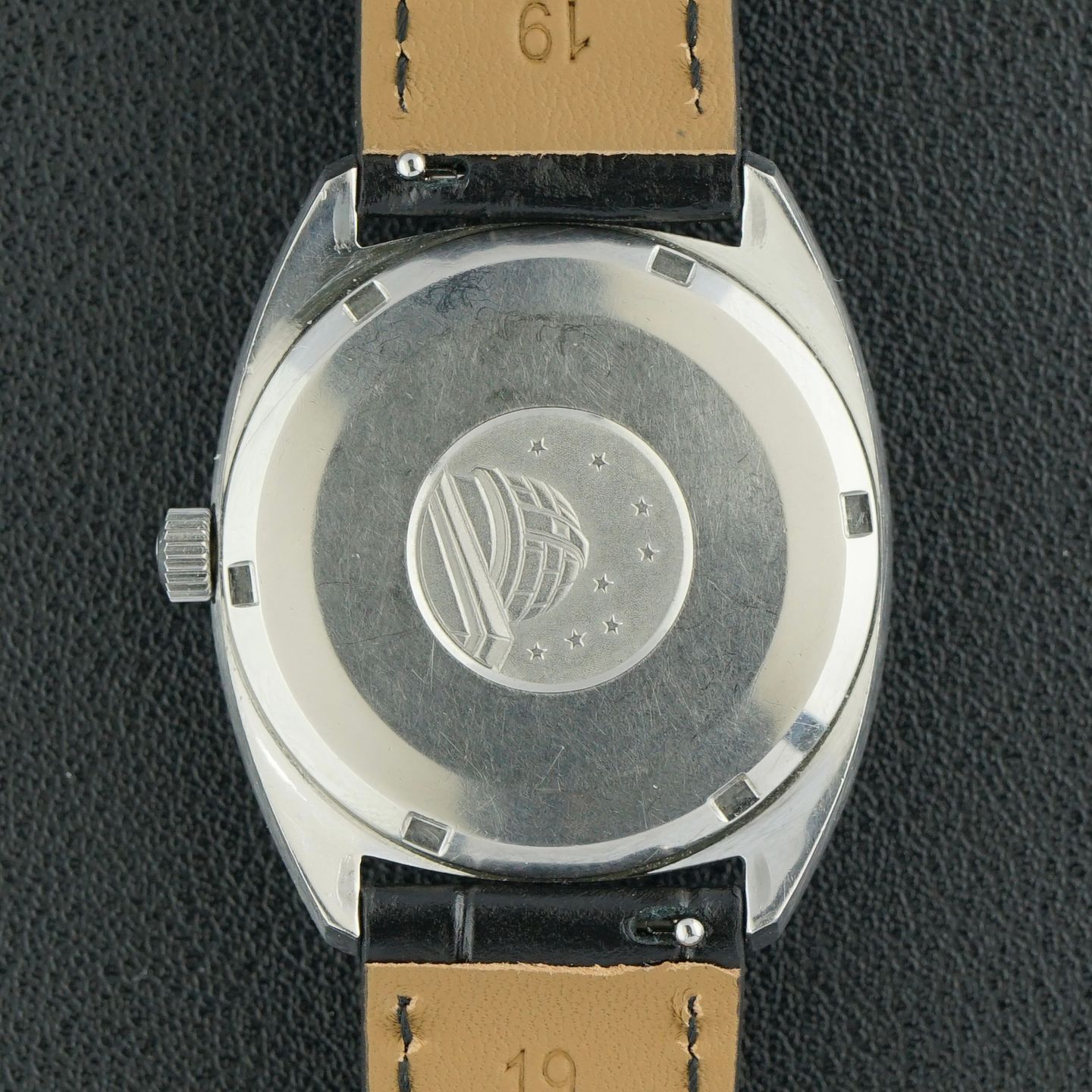 Omega Constellation 168.017 - (3/8)