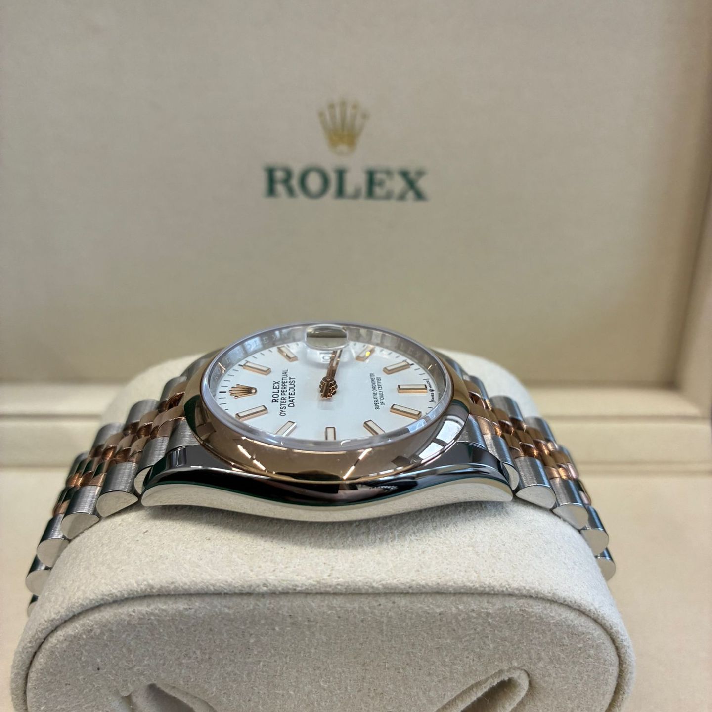 Rolex Datejust 36 126201 (2024) - Wit wijzerplaat 36mm Staal (5/6)