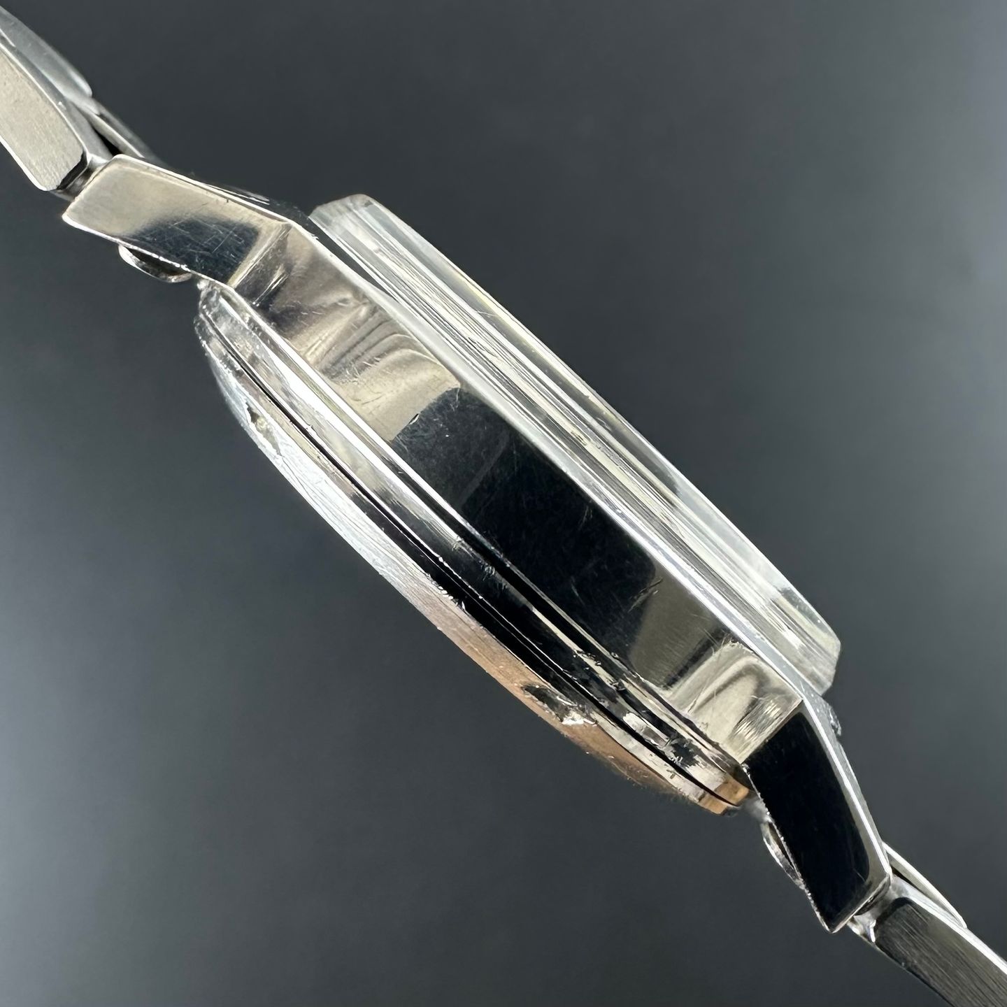 Omega Genève 166.0117 - (6/8)