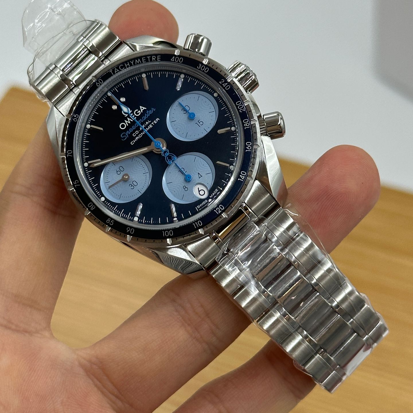 Omega Speedmaster 324.30.38.50.03.002 (2024) - Blauw wijzerplaat 38mm Staal (7/8)