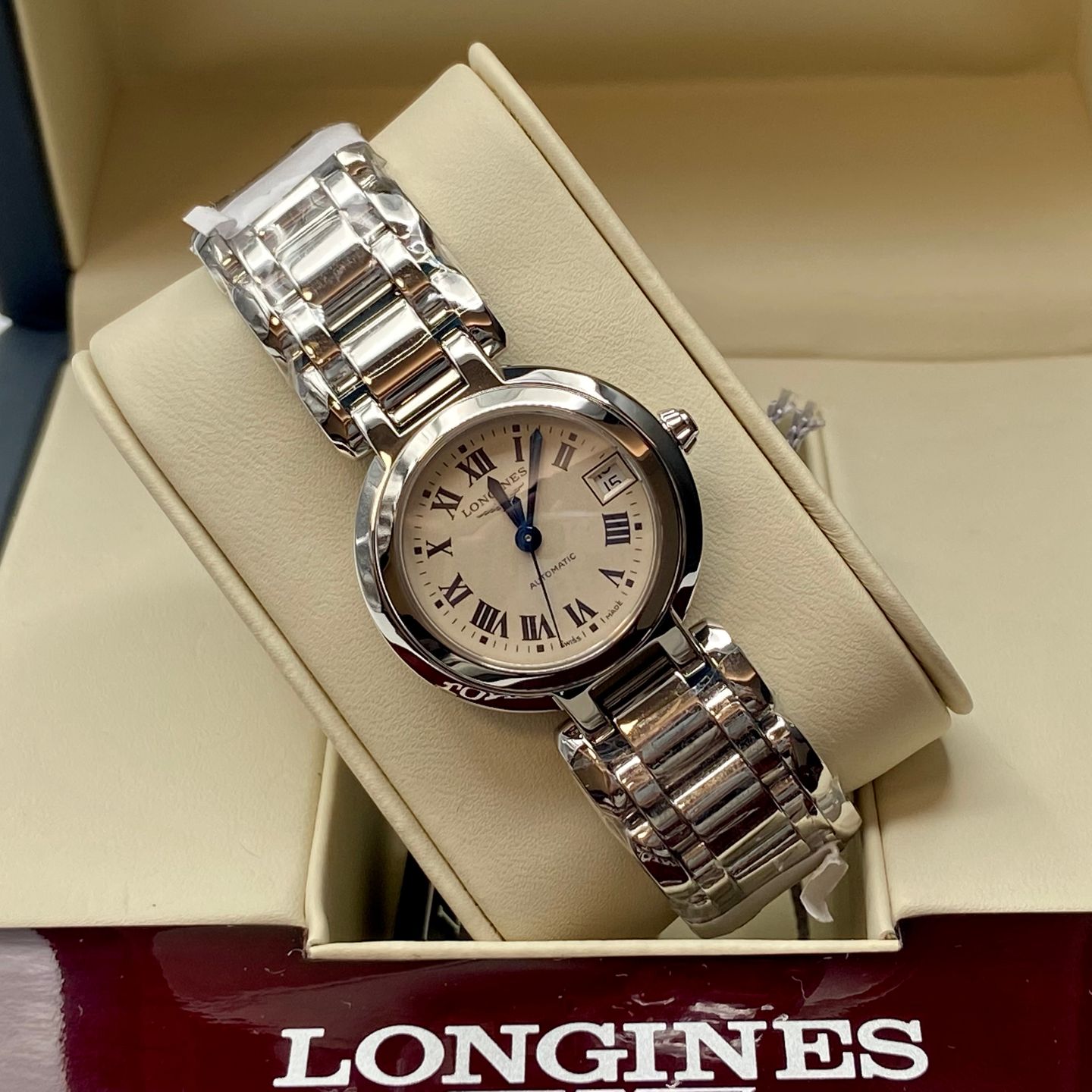 Longines PrimaLuna L8.111.4.71.6 (2024) - Silver dial 26 mm Steel case (5/8)