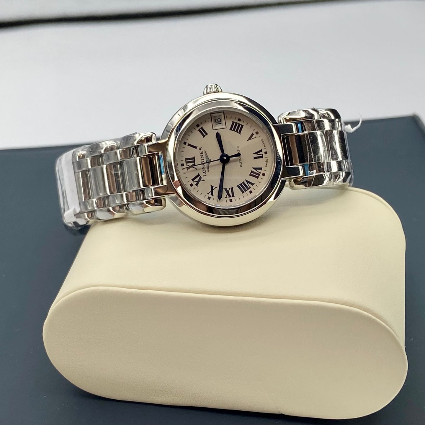 Longines PrimaLuna L8.111.4.71.6 (2024) - Silver dial 26 mm Steel case (7/8)