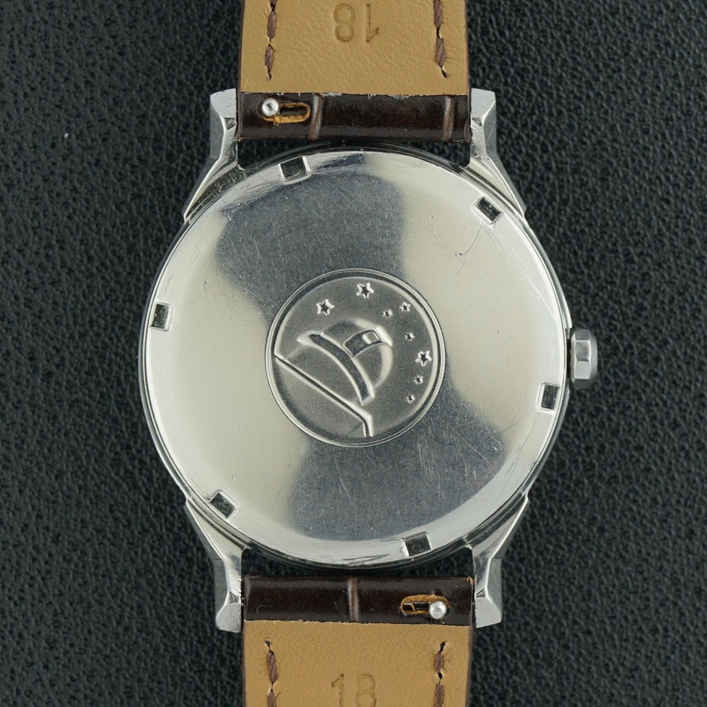 Omega Constellation 167.005 - (3/8)