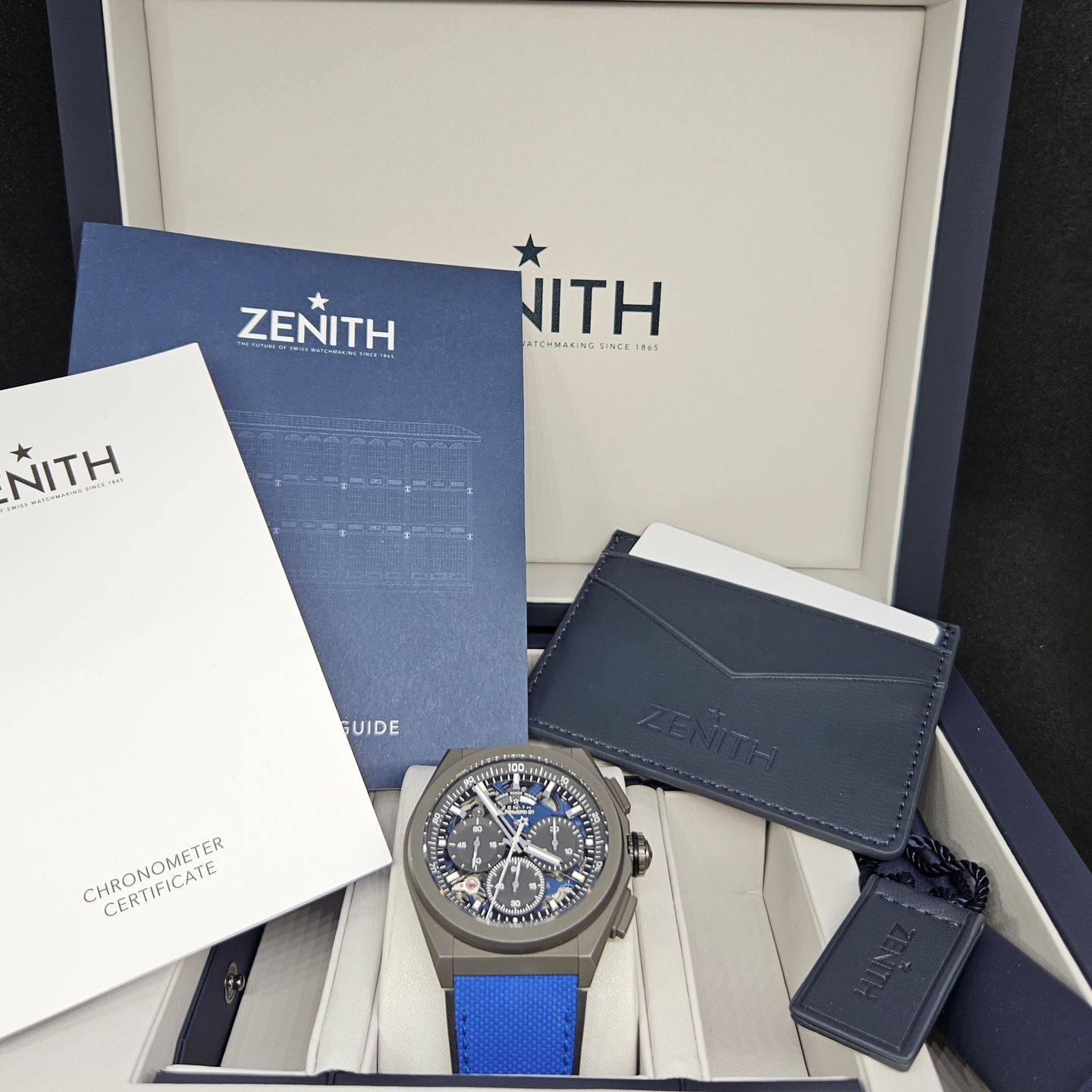 Zenith Defy El Primero 97.9001.9004/81.R946 (2023) - Transparent dial 44 mm Titanium case (2/8)