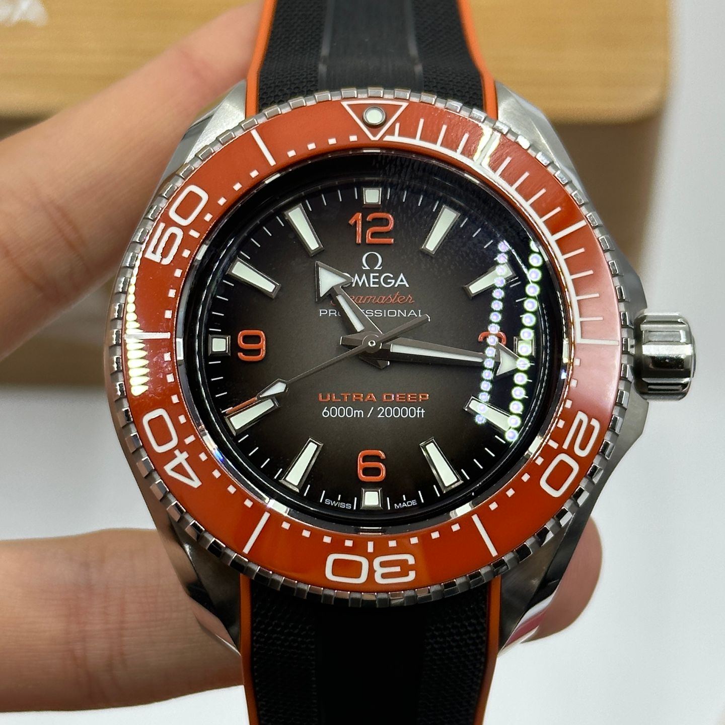 Omega Seamaster Ultra Deep 6000M 215.32.46.21.06.001 (2023) - Grijs wijzerplaat 46mm Staal (7/8)