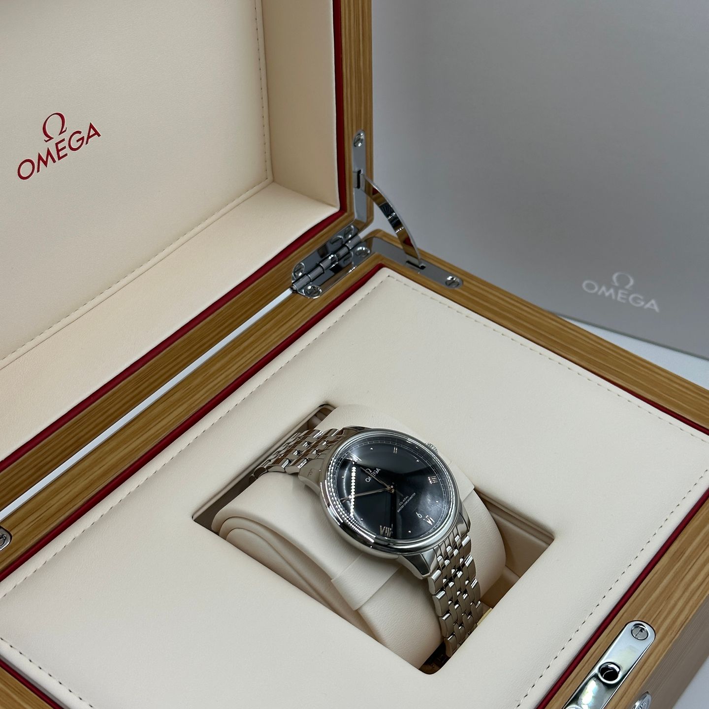 Omega De Ville Prestige 434.10.40.20.01.001 - (2/8)