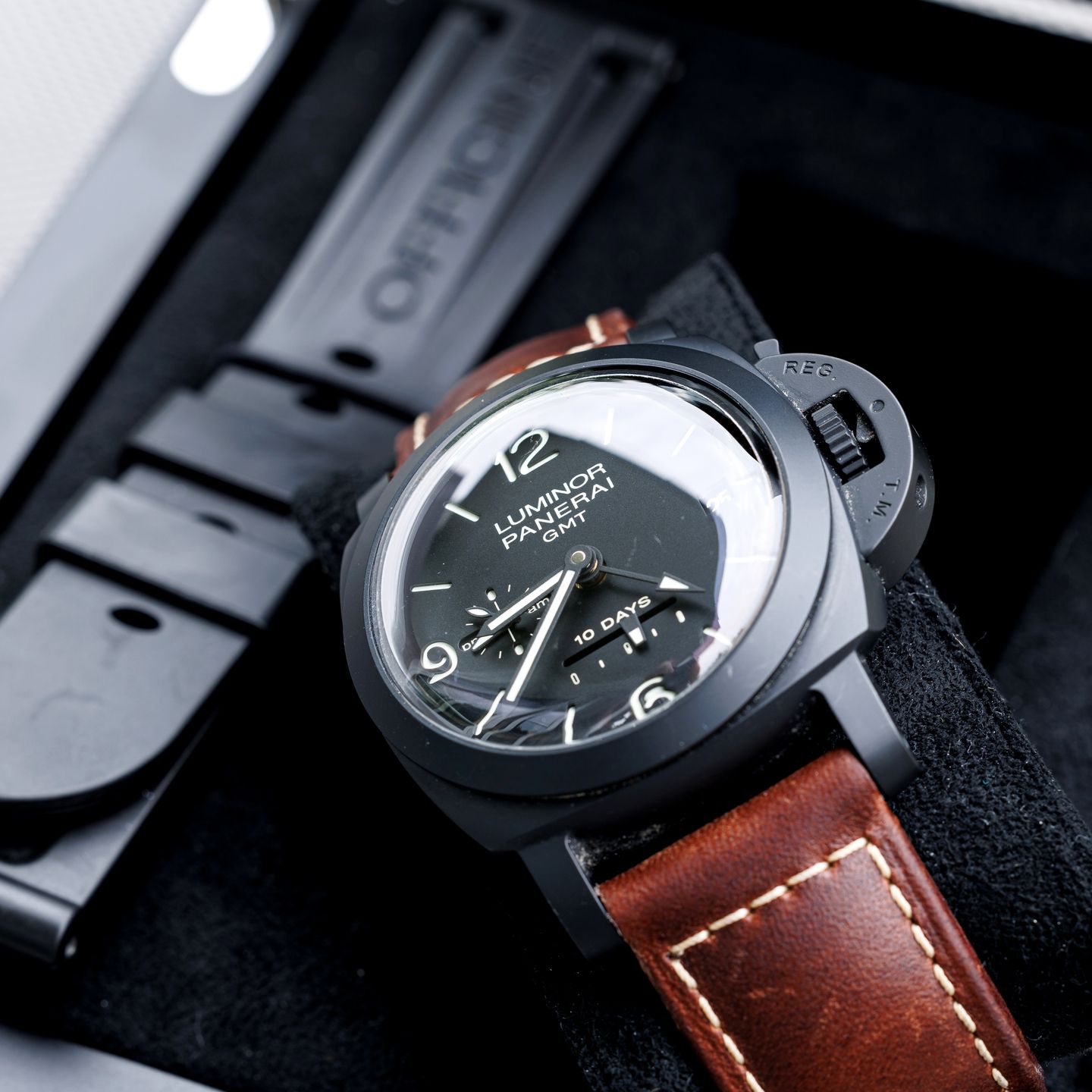 Panerai Luminor 1950 10 Days GMT PAM00335 - (3/8)