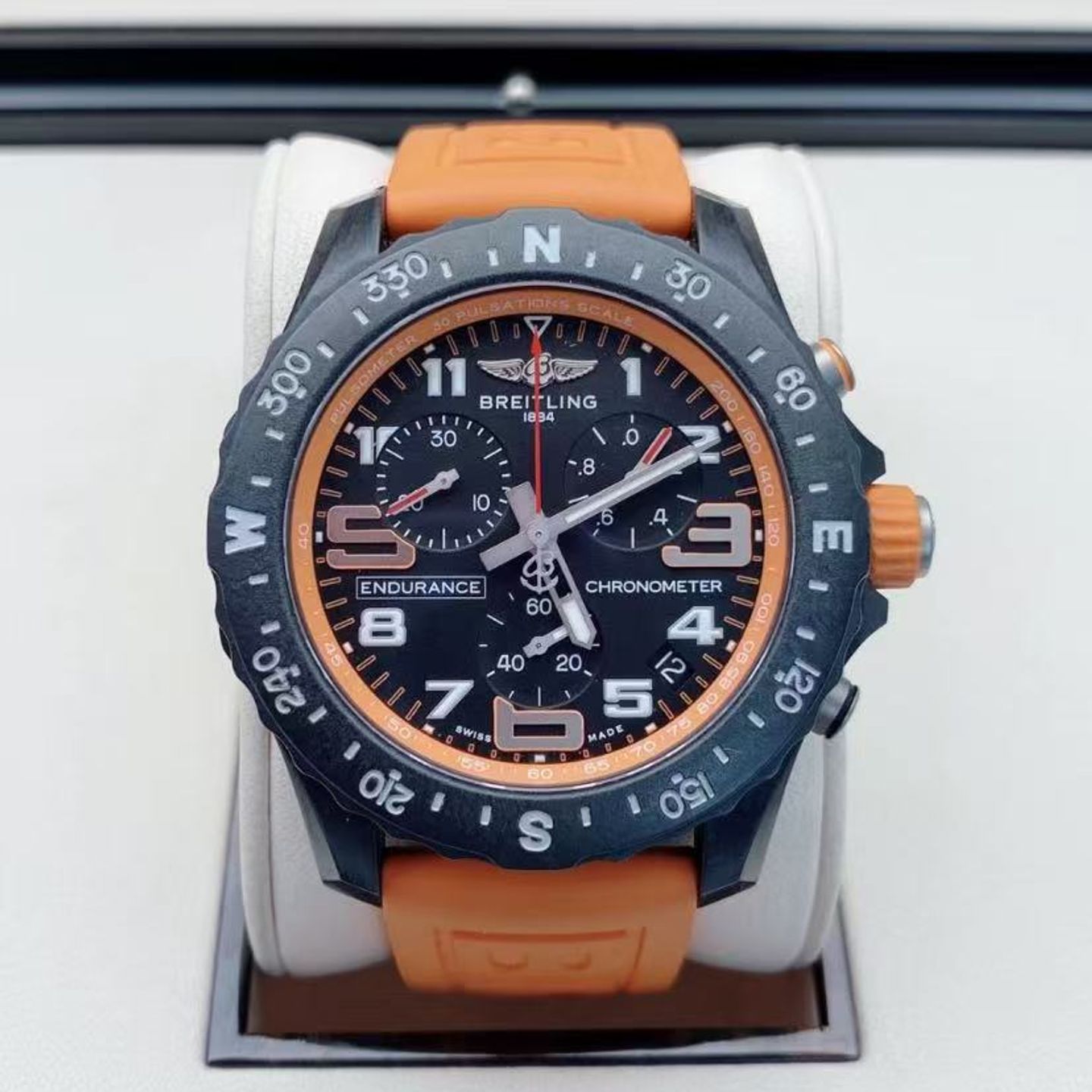 Breitling Endurance Pro X82310A51B1S1 (2024) - Black dial 44 mm Plastic case (1/4)