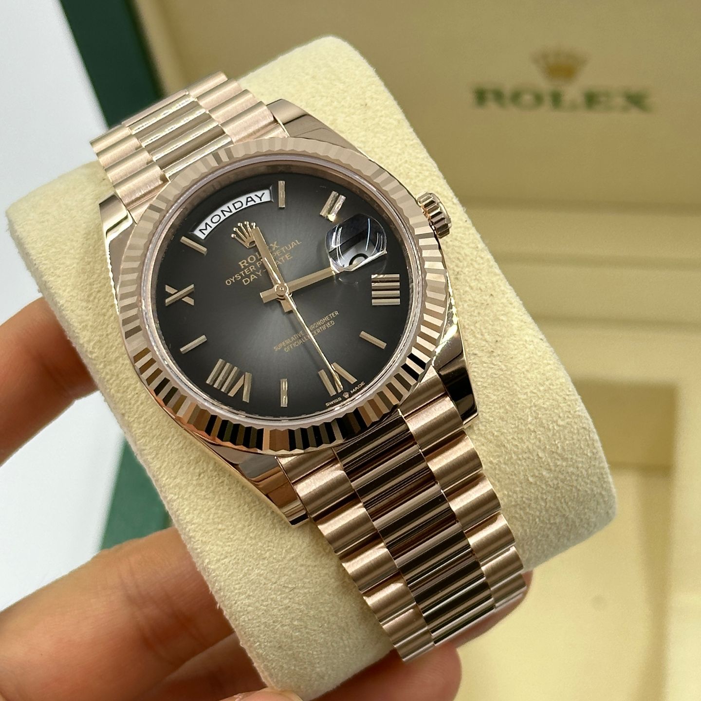 Rolex Day-Date 40 228235 - (4/8)