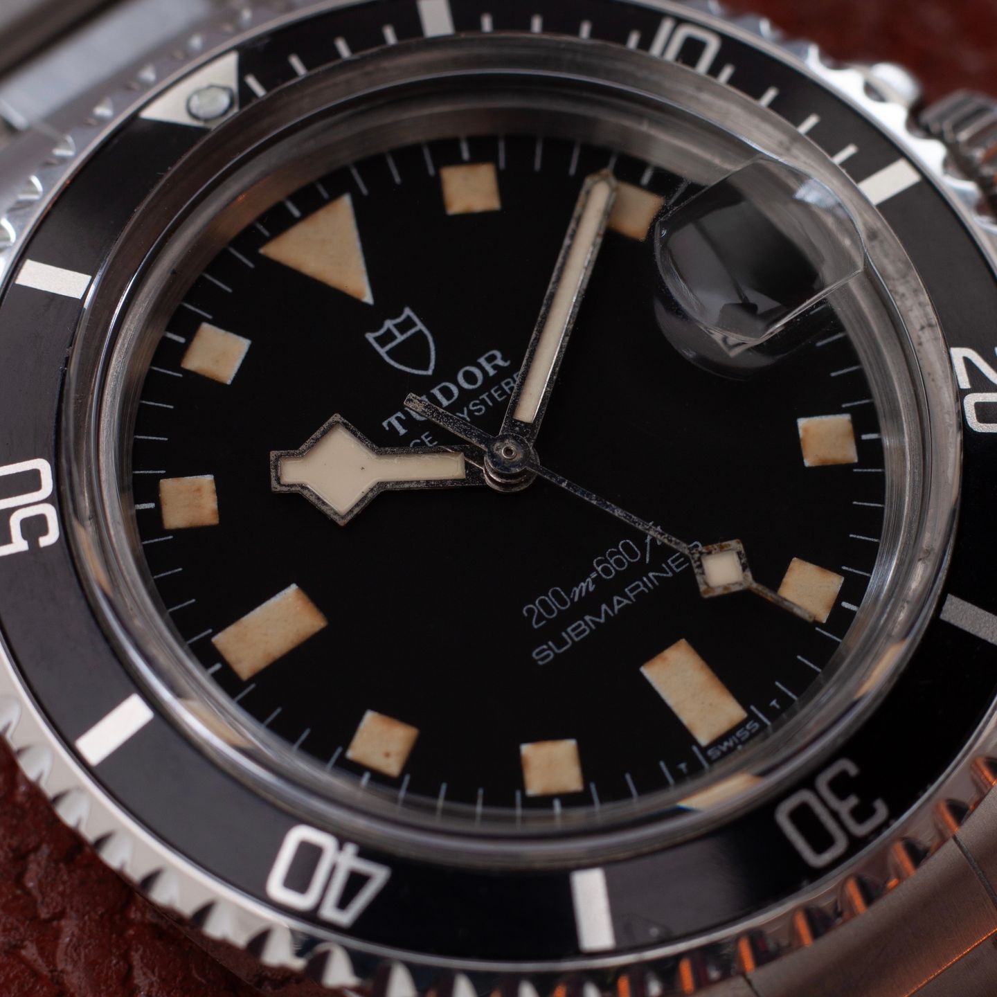 Tudor Submariner Tudor Submariner 'Snowflake' 94110 (1981) (1981) - Black dial 40 mm Steel case (2/8)