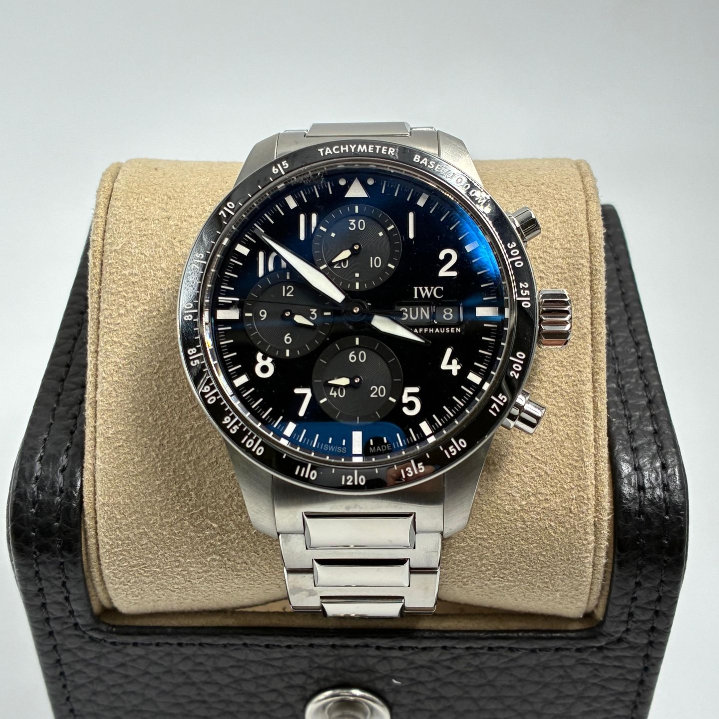 IWC Pilot Chronograph IW388304 (2025) - Black dial 43 mm Titanium case (1/6)