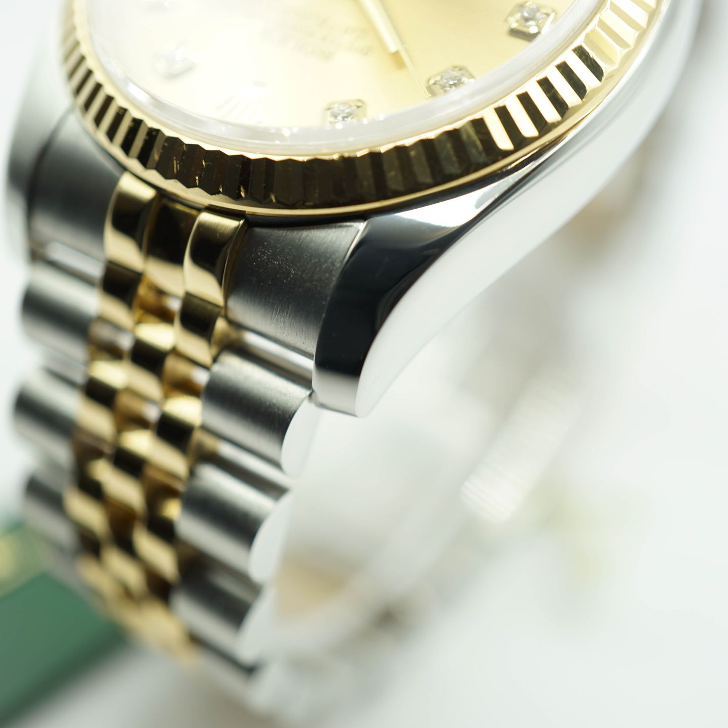 Rolex Datejust 36 116233 (2014) - Champagne wijzerplaat 36mm Goud/Staal (4/8)