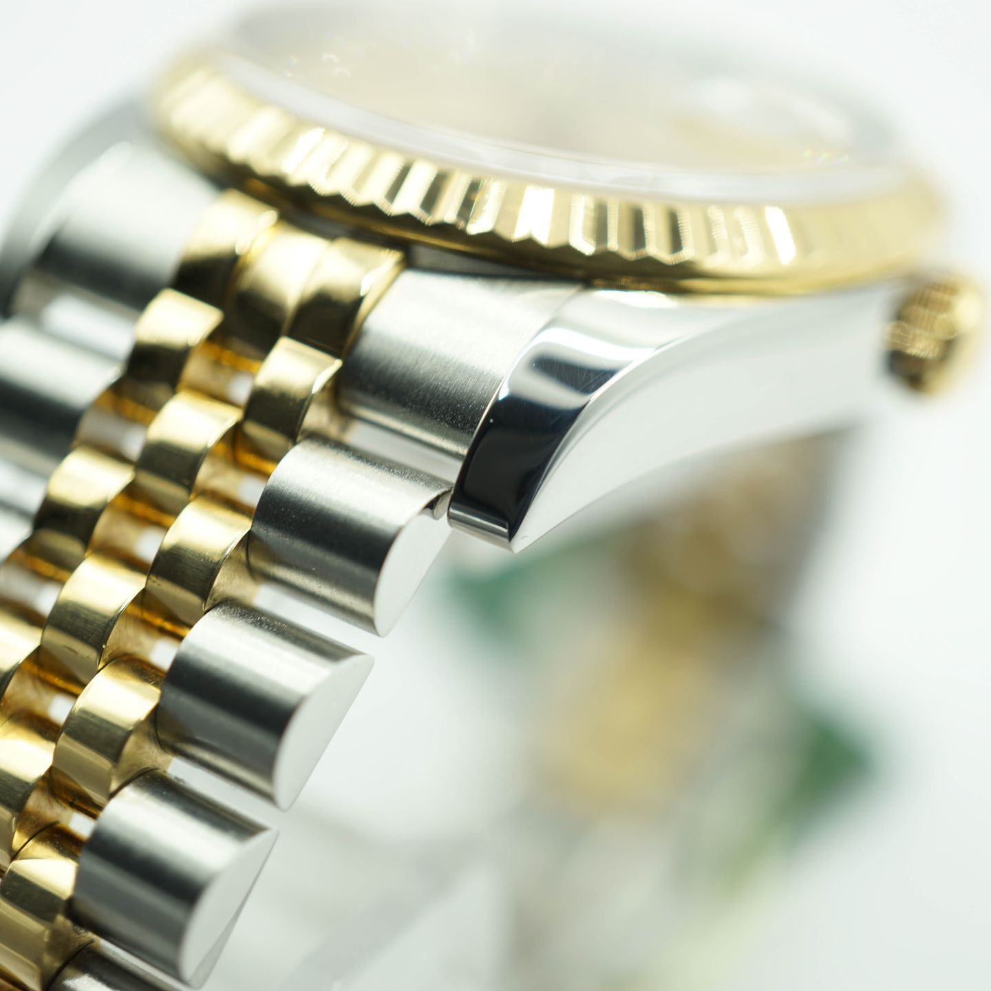 Rolex Datejust 36 116233 (2014) - Champagne wijzerplaat 36mm Goud/Staal (6/8)