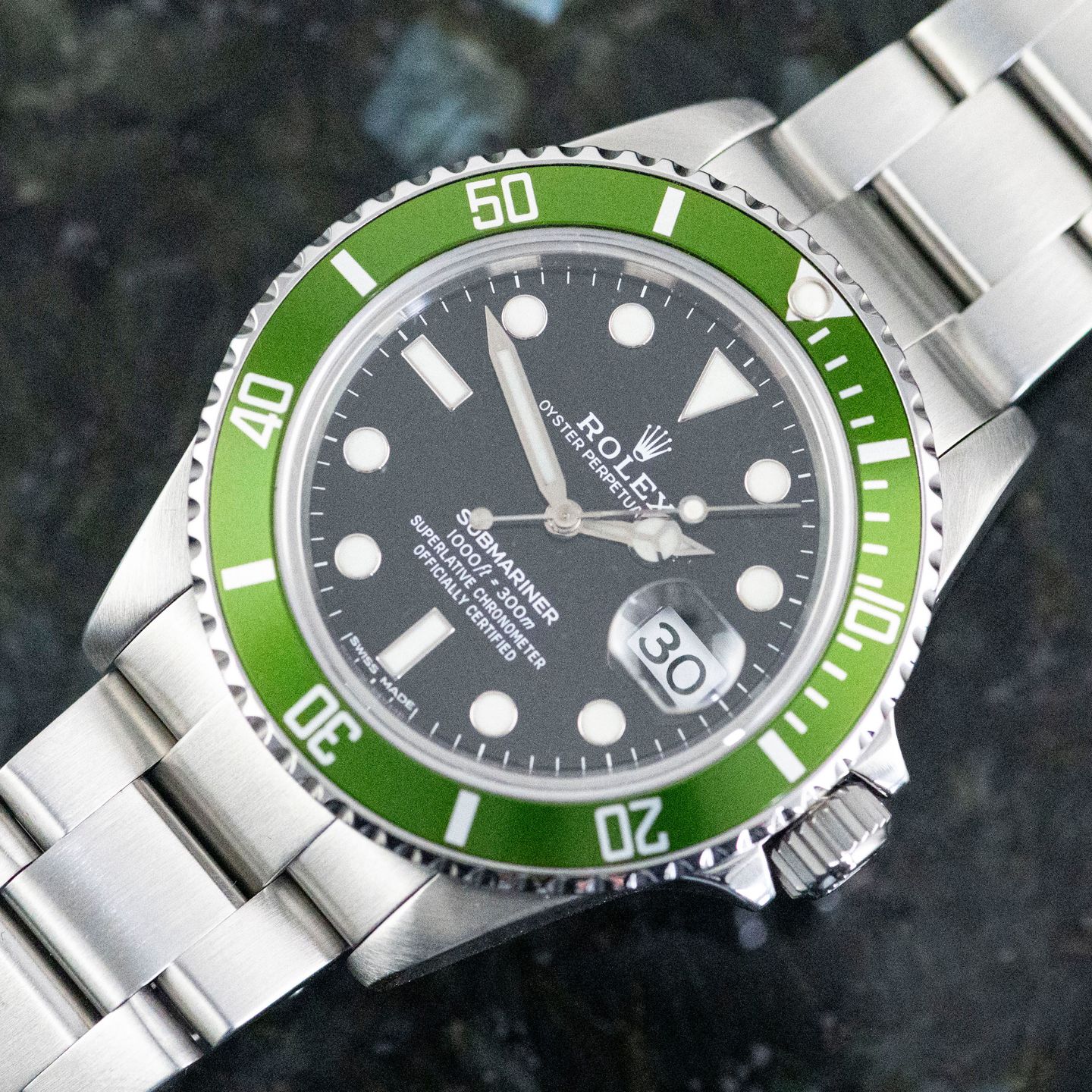 Rolex Submariner Date 16610LV (2004) - Black dial 40 mm Steel case (1/8)