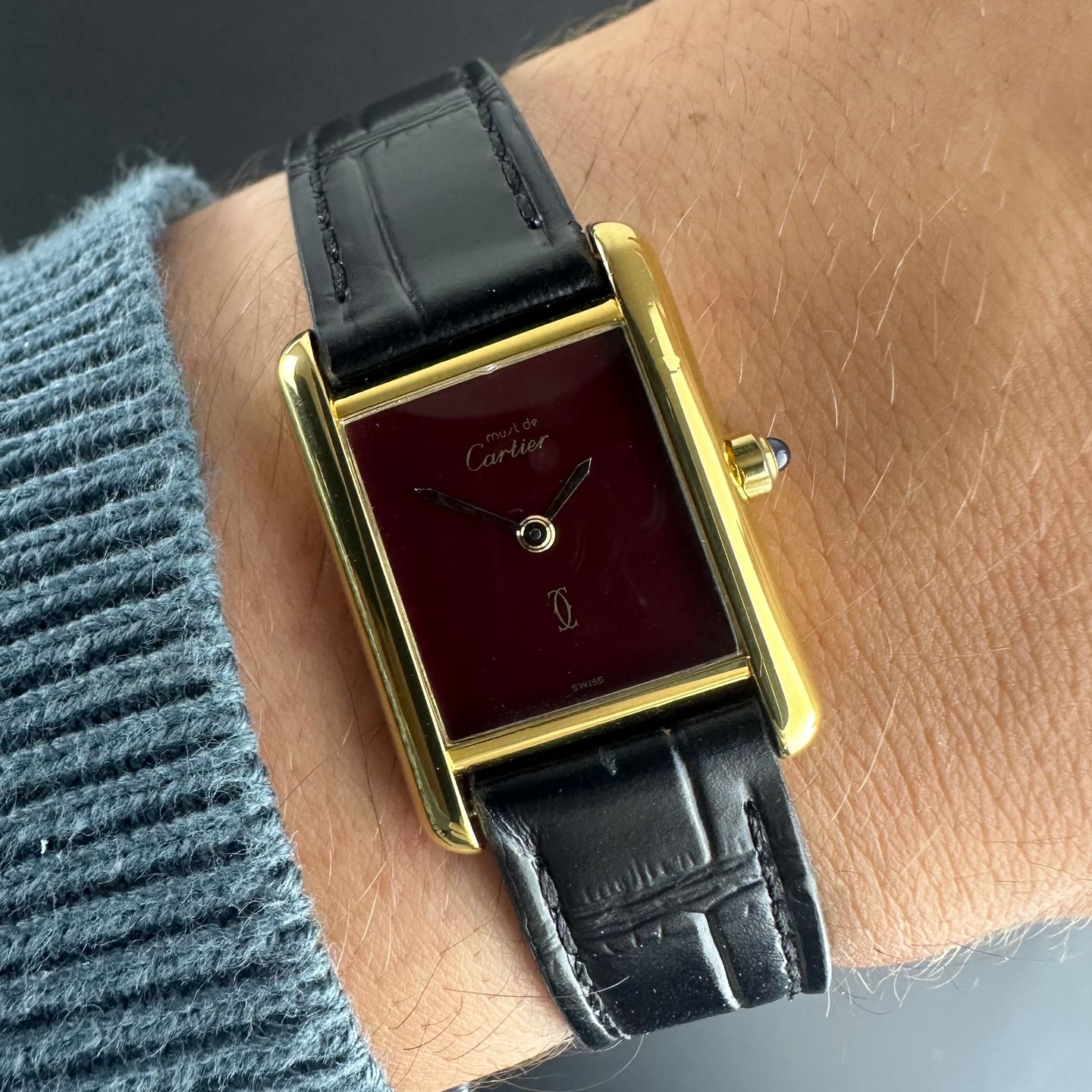 Cartier Tank 366001 (1990) - Rood wijzerplaat 20mm Goud/Staal (2/8)