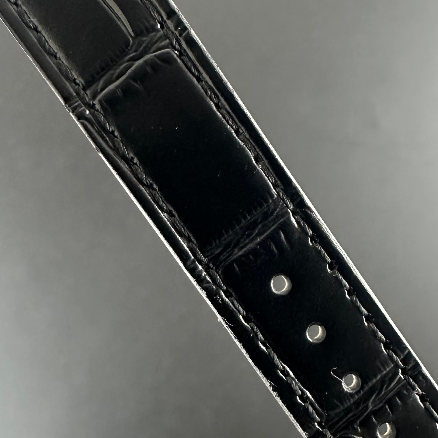 Cartier Tank 366001 (1990) - Rood wijzerplaat 20mm Goud/Staal (6/8)