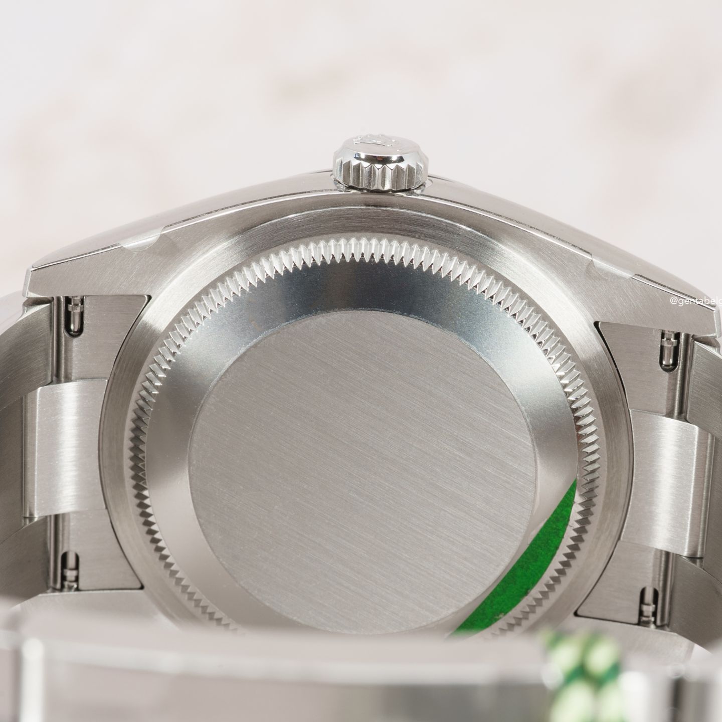 Rolex Oyster Perpetual 36 126000 - (7/8)