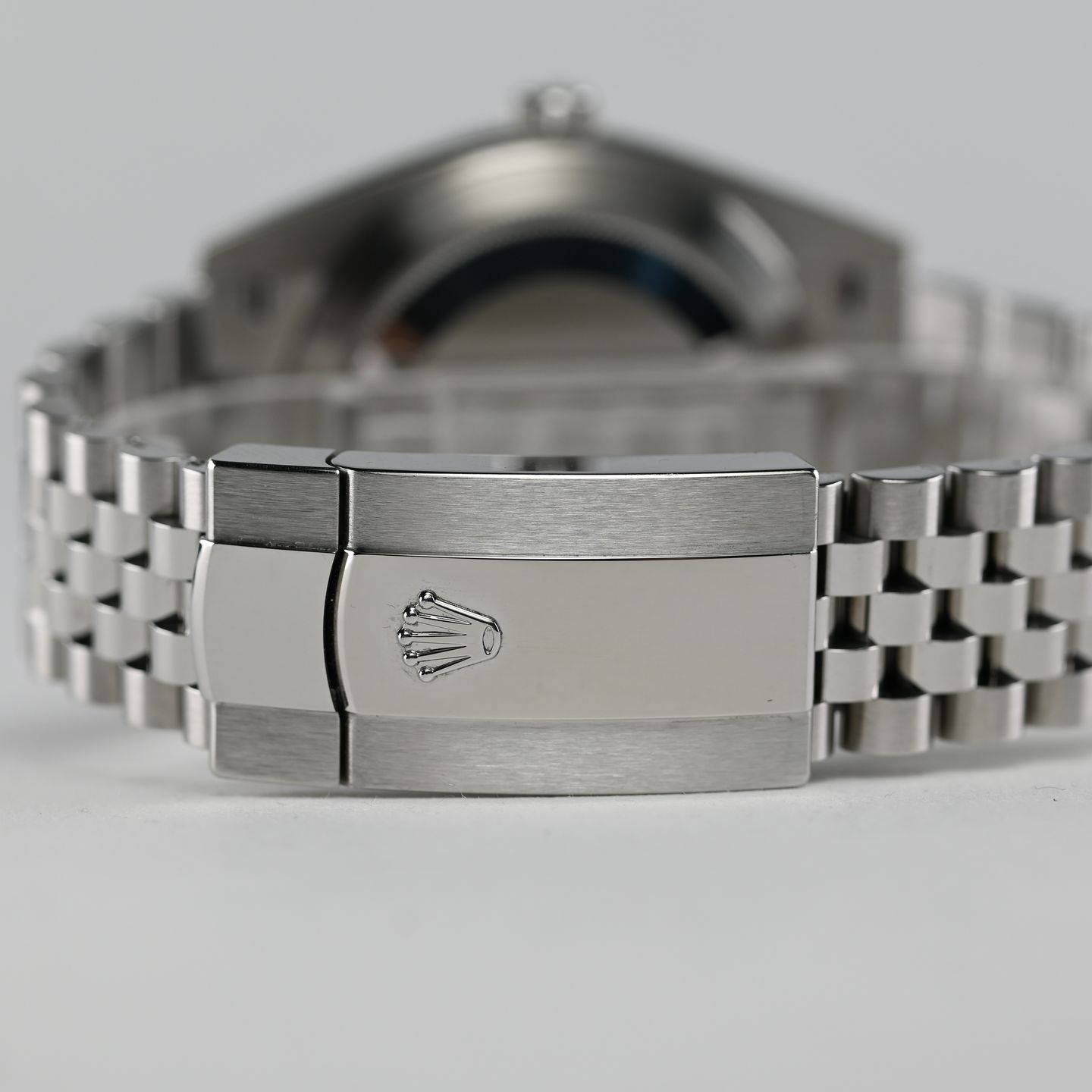 Rolex Datejust 41 126334 (2024) - Silver dial 41 mm Steel case (5/6)