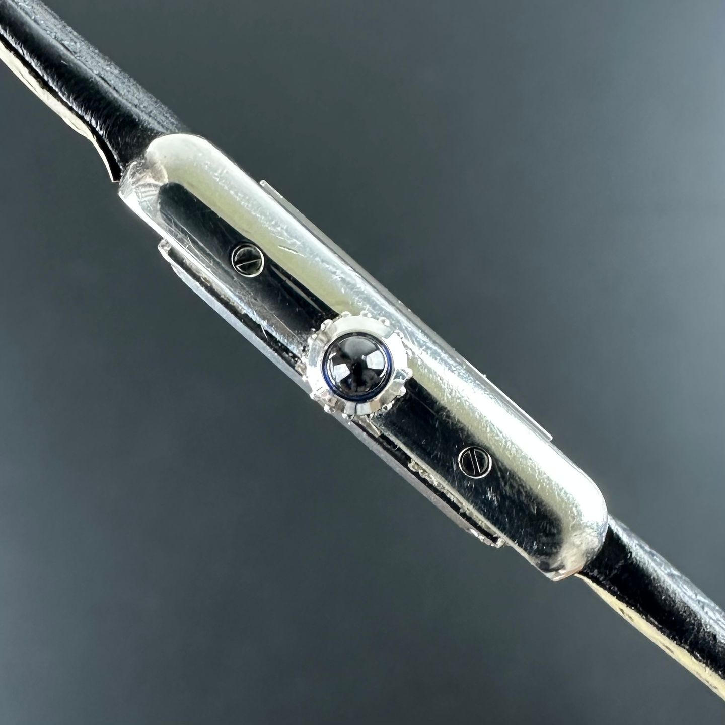 Cartier Tank WSTA0042 (2020) - White dial 29 mm Silver case (5/8)