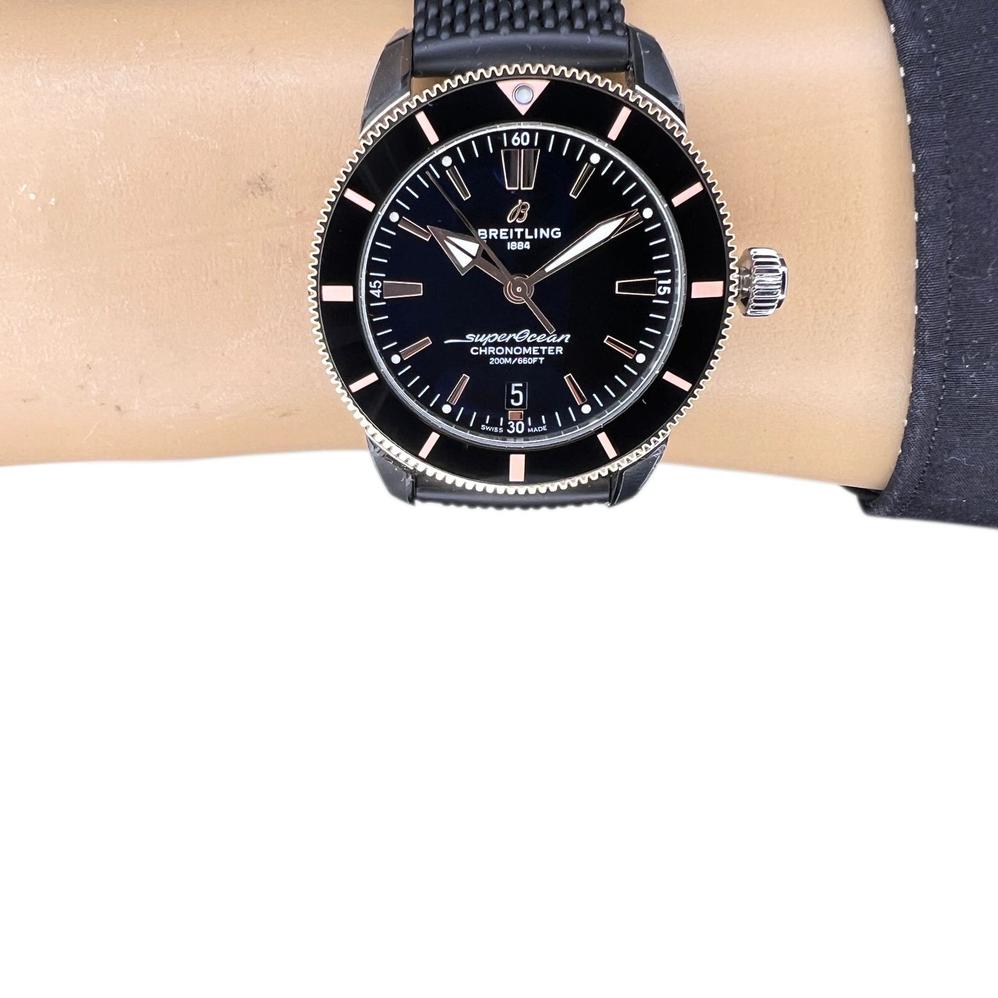 Breitling Superocean Heritage UB2030121B1S1 (2024) - Black dial 44 mm Gold/Steel case (1/8)