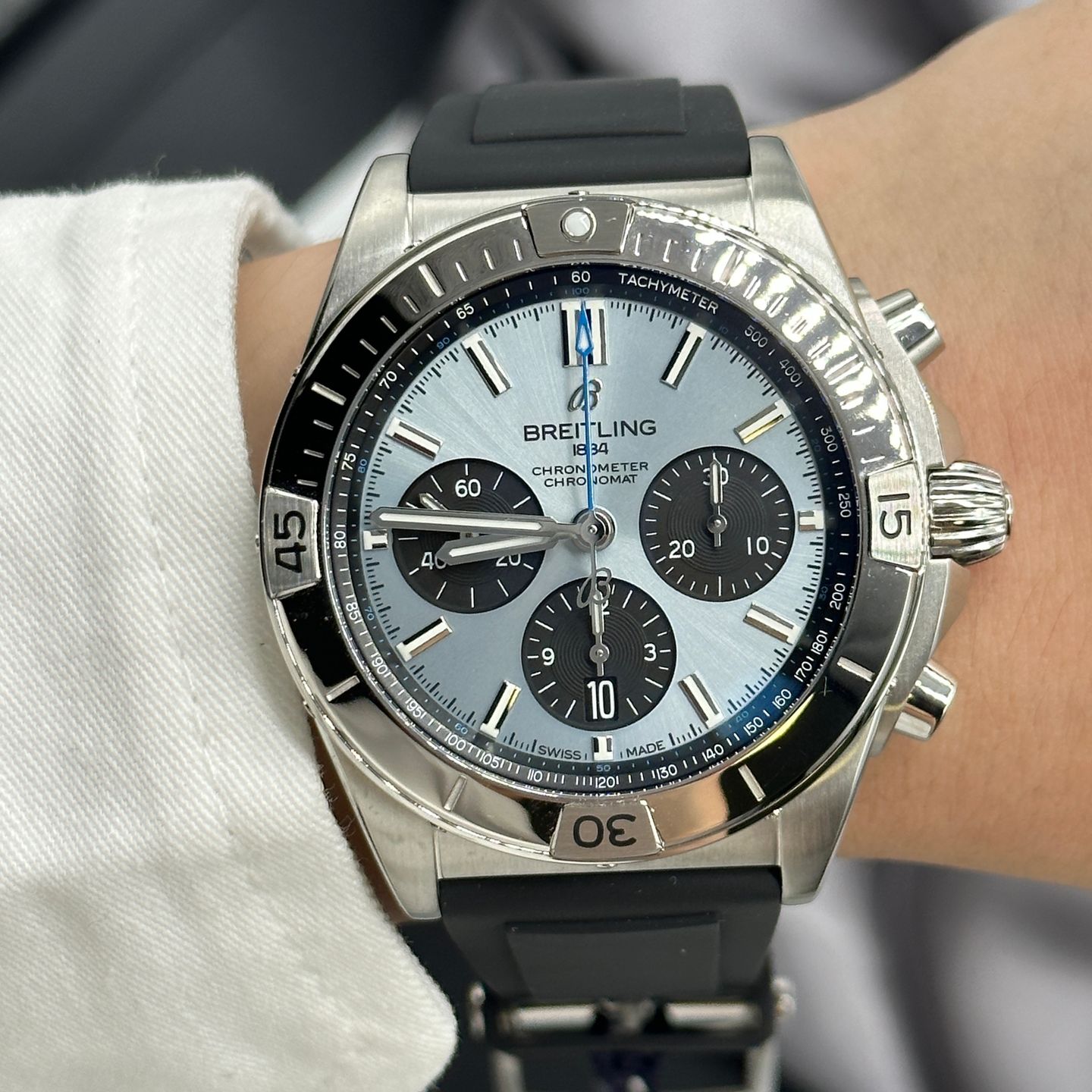 Breitling Chronomat 42 PB0134101C1S1 (2024) - Blauw wijzerplaat 42mm Staal (8/8)