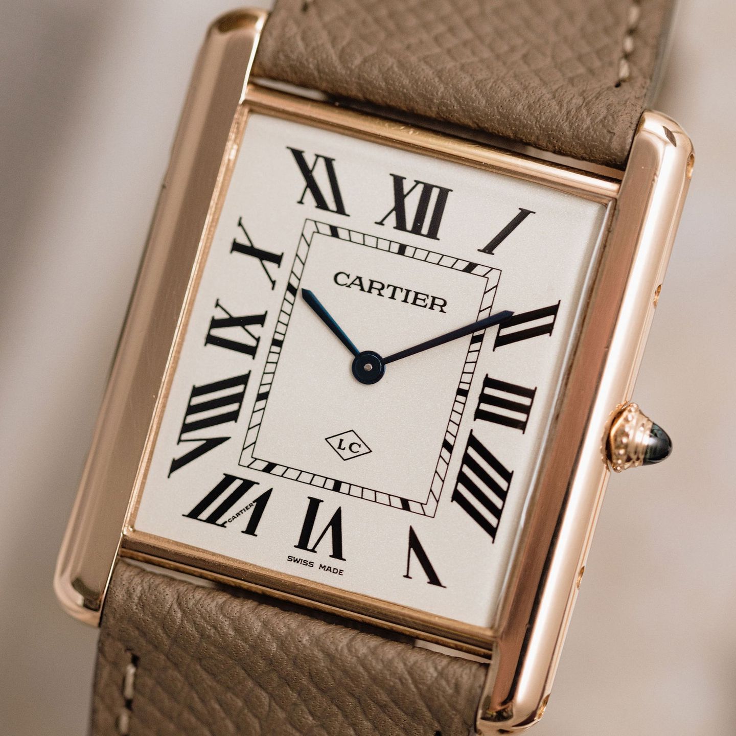 Cartier Tank Louis Cartier 3280 (2013) - Zilver wijzerplaat 32mm Roségoud (3/7)