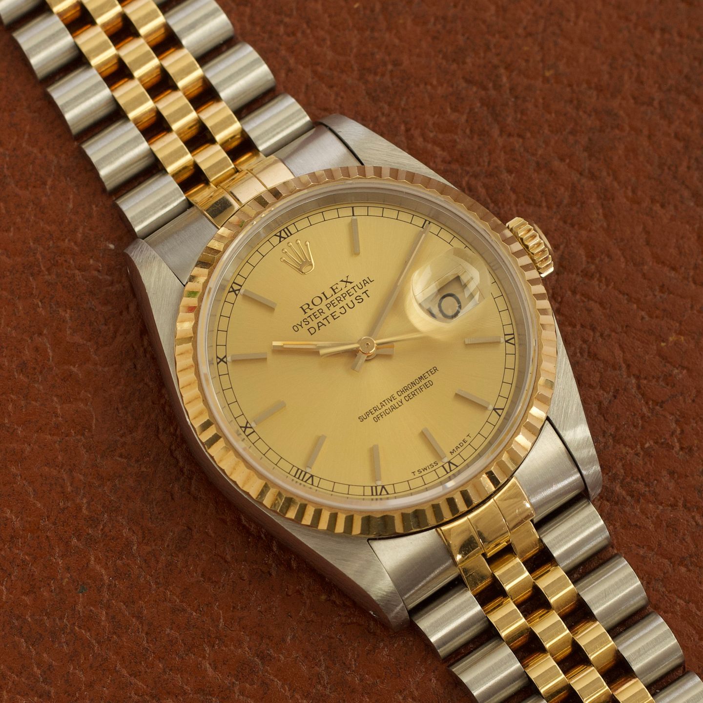 Rolex Datejust 36 16233 (1992) - Champagne wijzerplaat 36mm Staal (1/8)