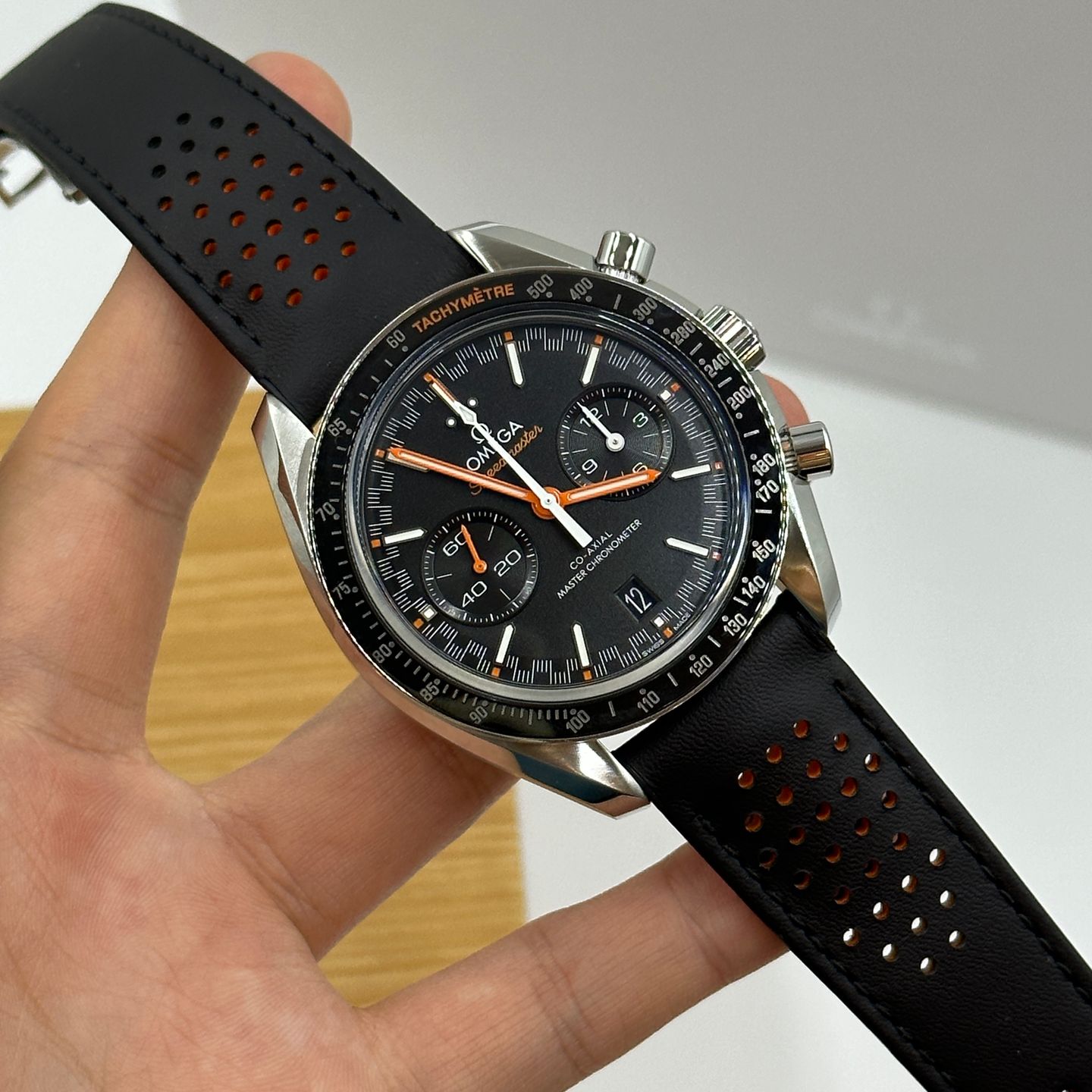 Omega Speedmaster Racing 329.32.44.51.01.001 (2024) - Zwart wijzerplaat 44mm Staal (7/8)