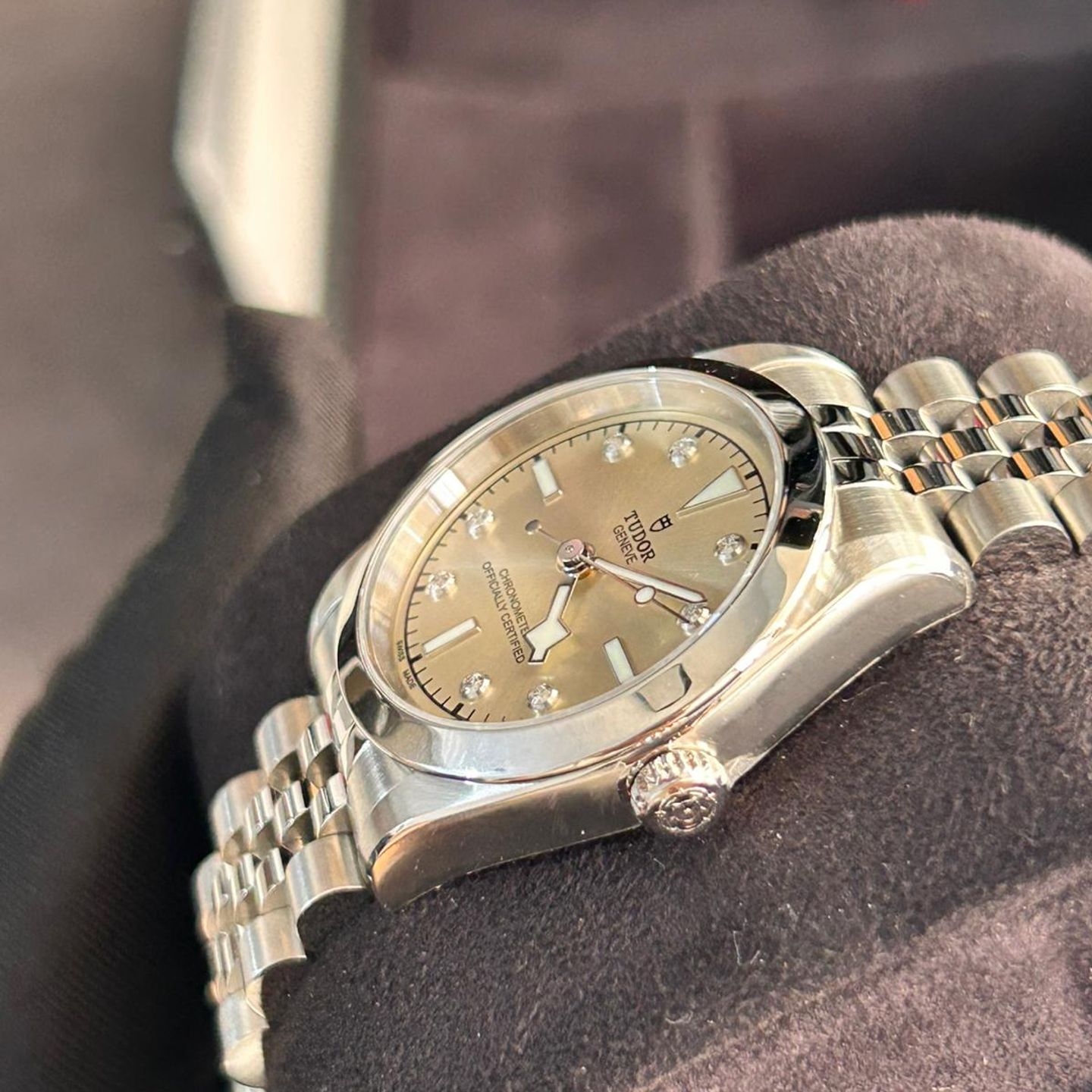 Tudor Black Bay 79600 (2025) - Champagne dial 31 mm Steel case (3/7)