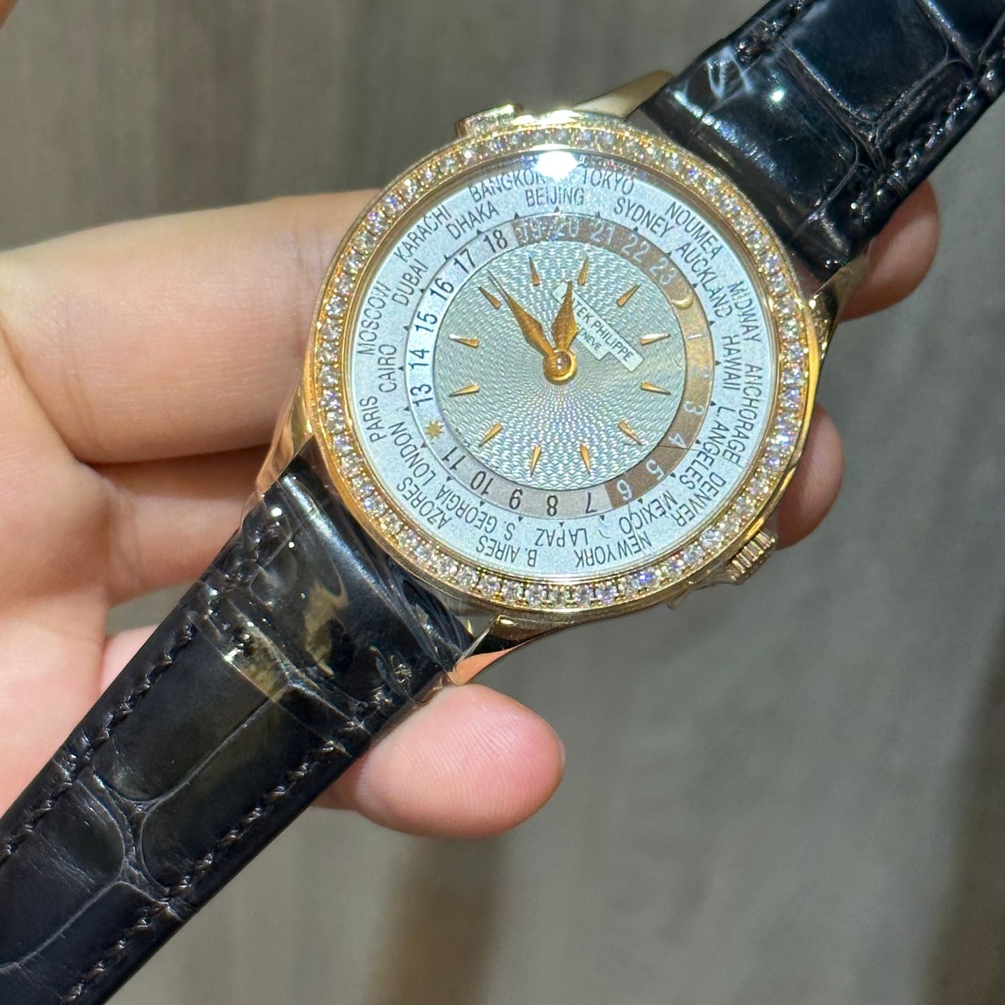 Patek Philippe World Time 7130R-013 (2021) - Wit wijzerplaat 36mm Roségoud (4/6)