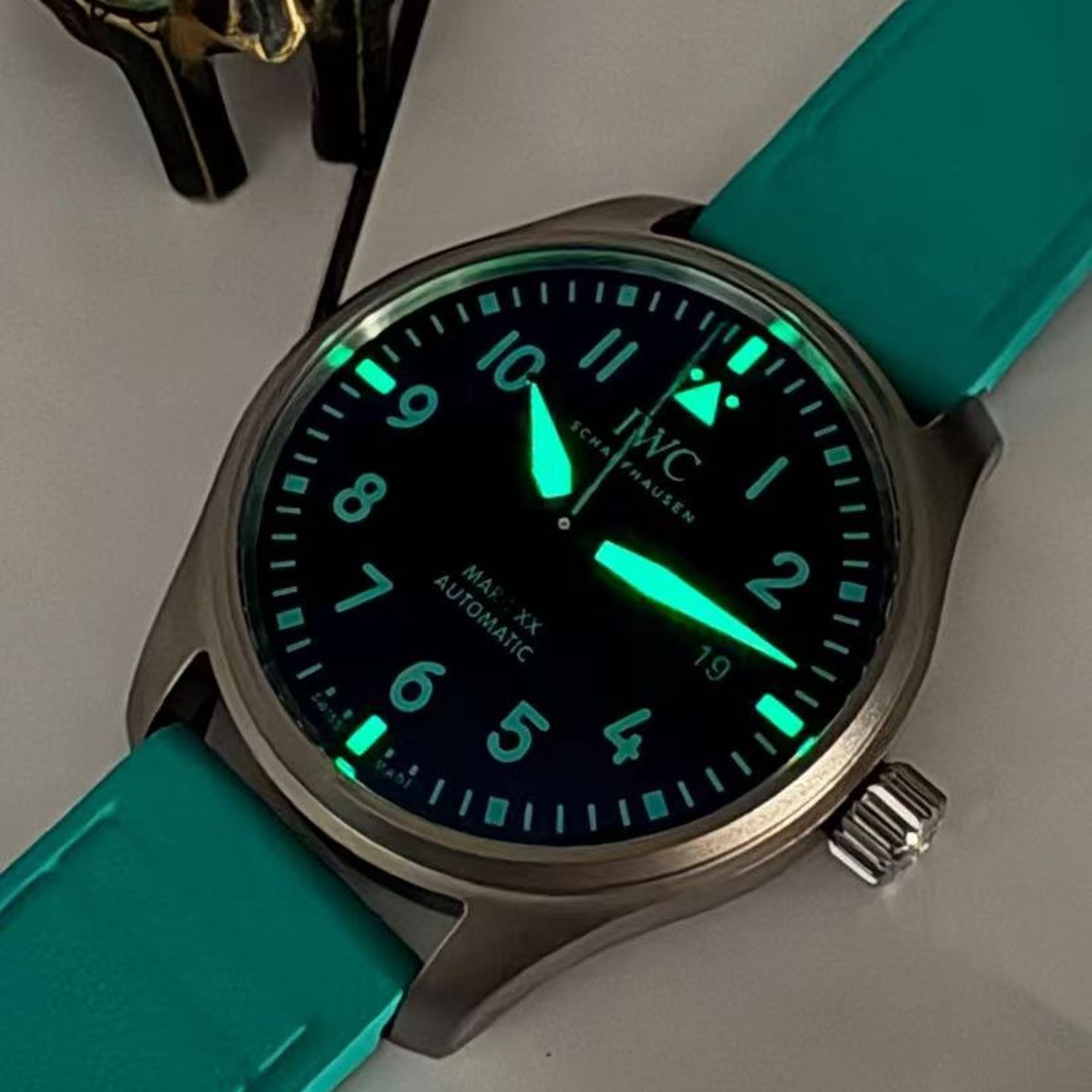 IWC Pilot IW328210 - (2/3)