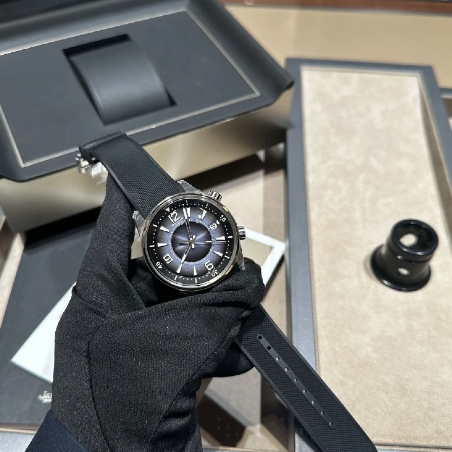 Jaeger-LeCoultre Polaris Q9068650 - (3/4)