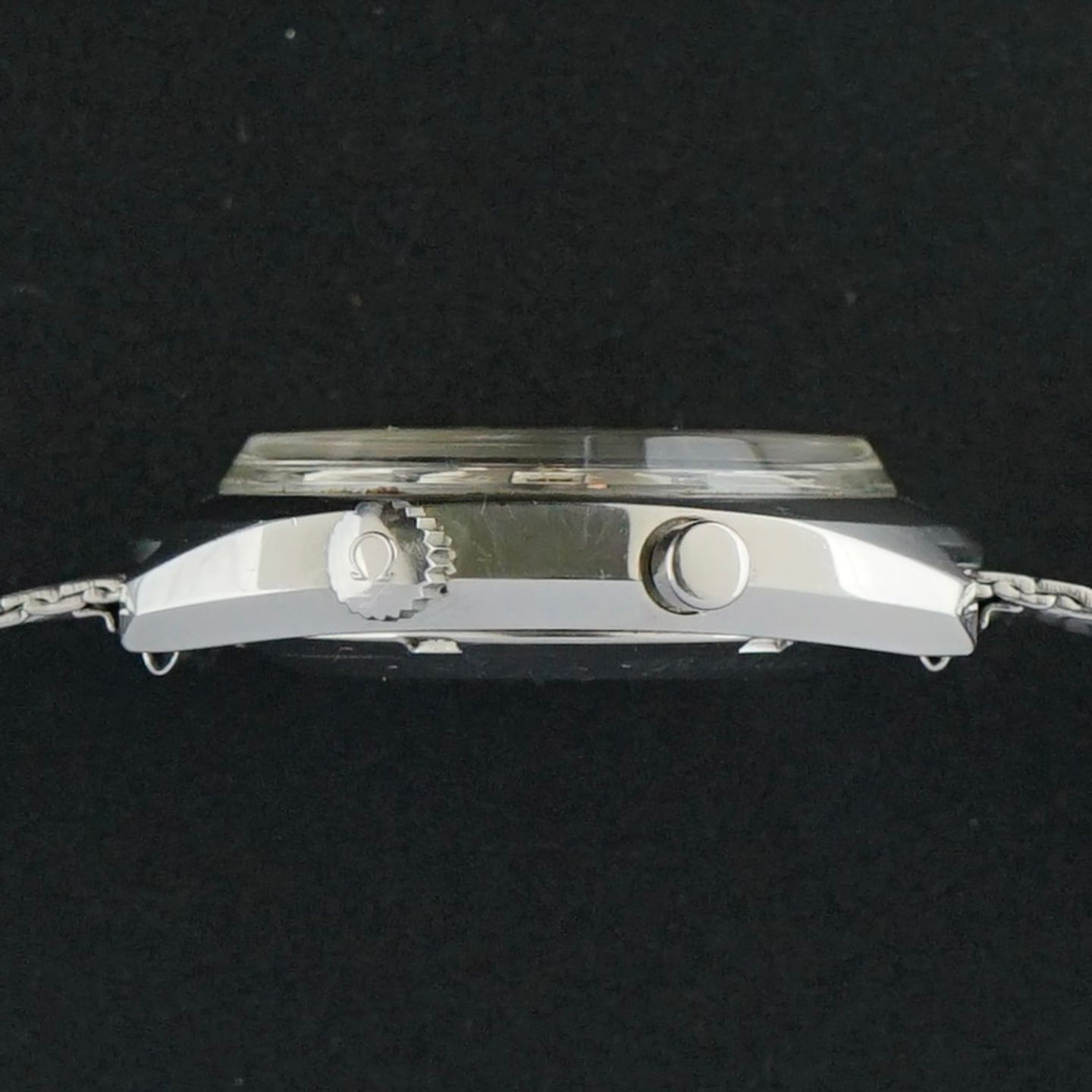 Omega Genève 146.009 (1969) - Wit wijzerplaat 35mm Staal (4/8)