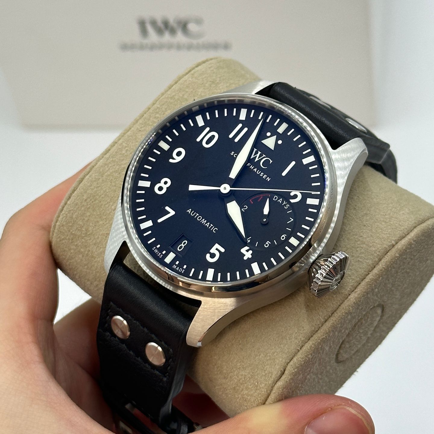 IWC Big Pilot IW501001 (2023) - Zwart wijzerplaat 46mm Staal (4/8)